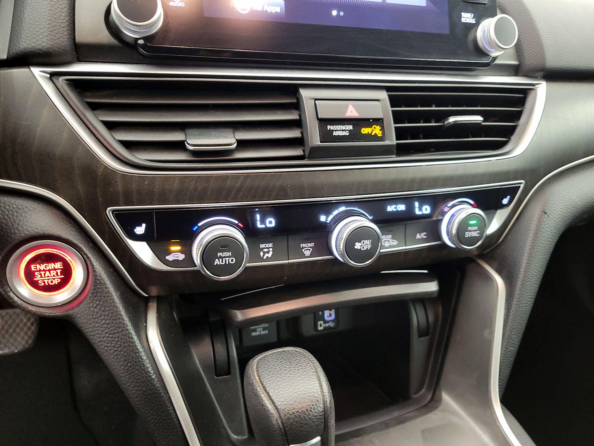 Thumbnail: 2018 Honda Accord - 16