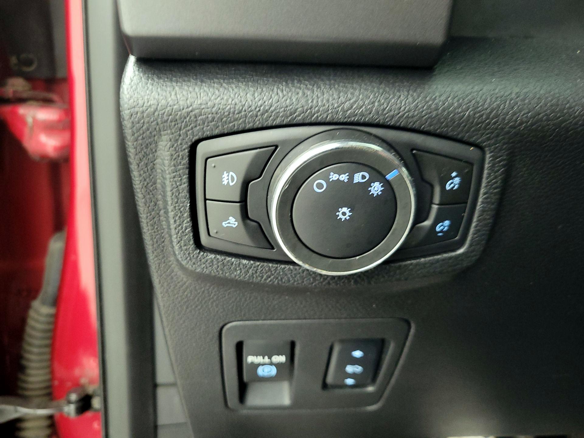 Thumbnail: 2015 Ford F-150 - 13