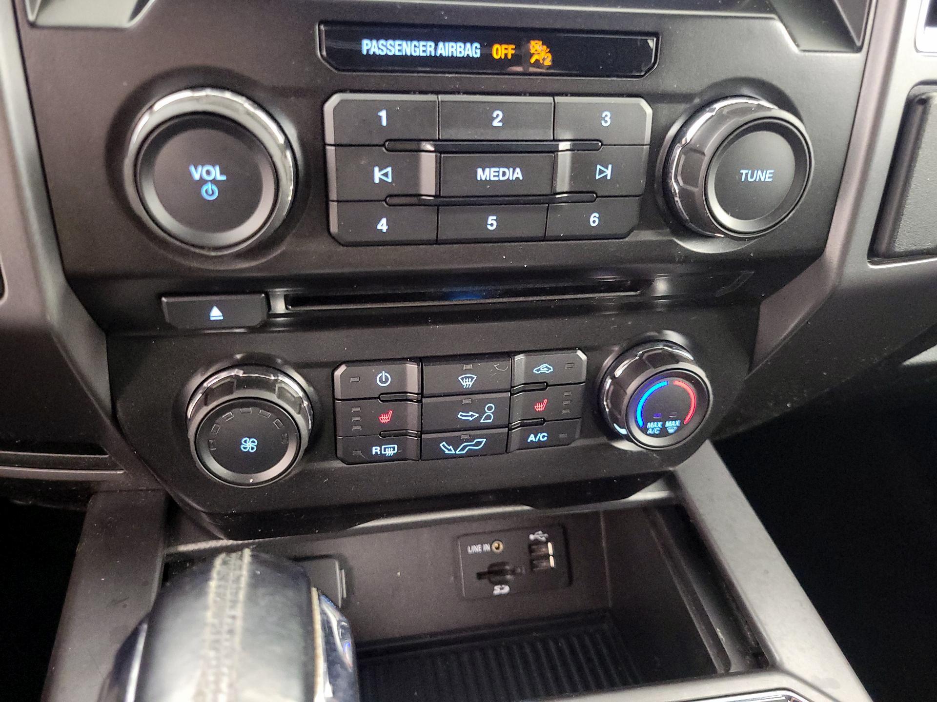 Thumbnail: 2015 Ford F-150 - 16