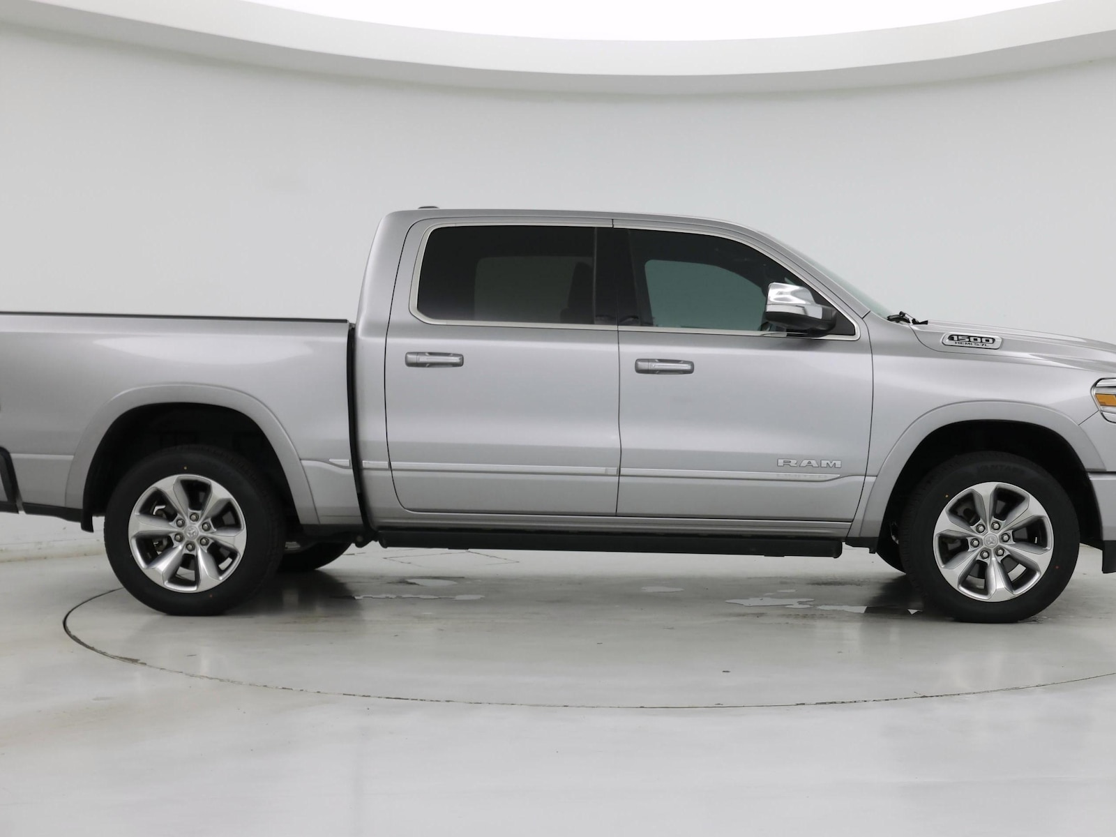 2019 RAM Ram 1500 Pickup Limited - Photo 8