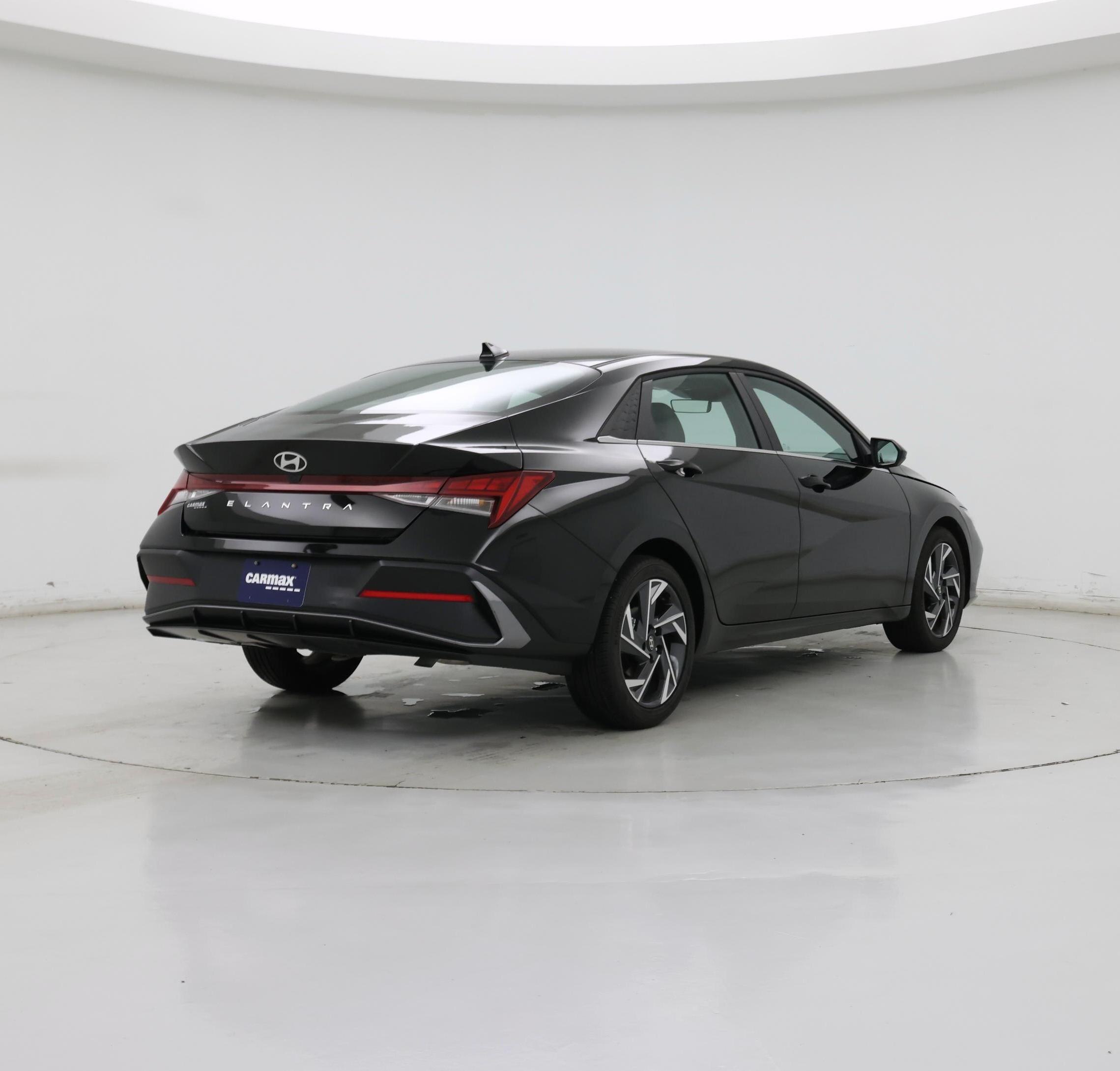 Thumbnail: 2025 Hyundai Elantra - 8