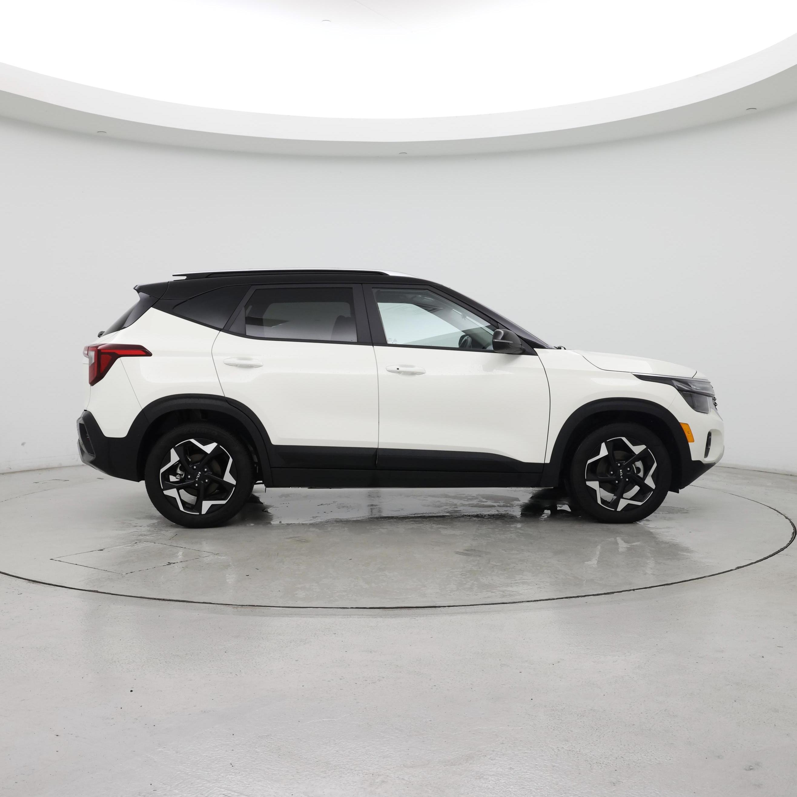 Thumbnail: 2025 Kia Seltos - 7