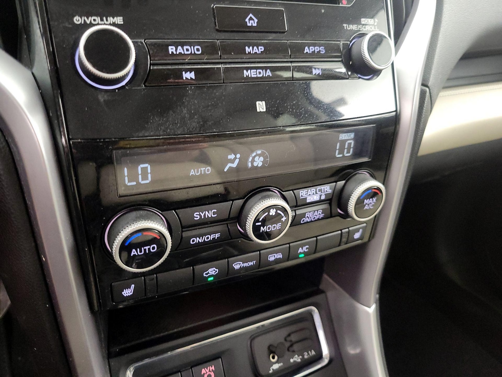 2019 Subaru Ascent Limited - Photo 18