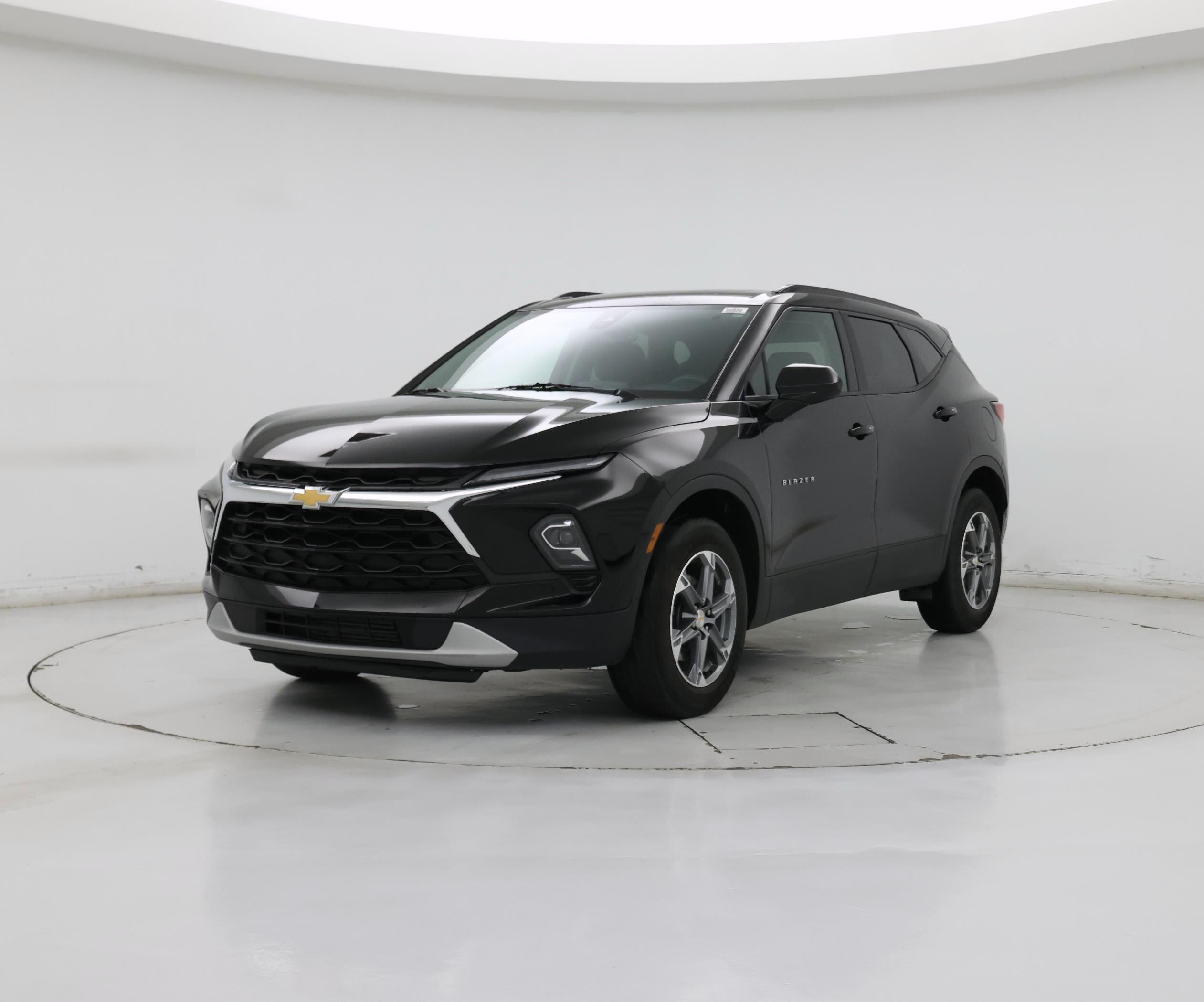 Thumbnail: 2023 Chevrolet Blazer - 4