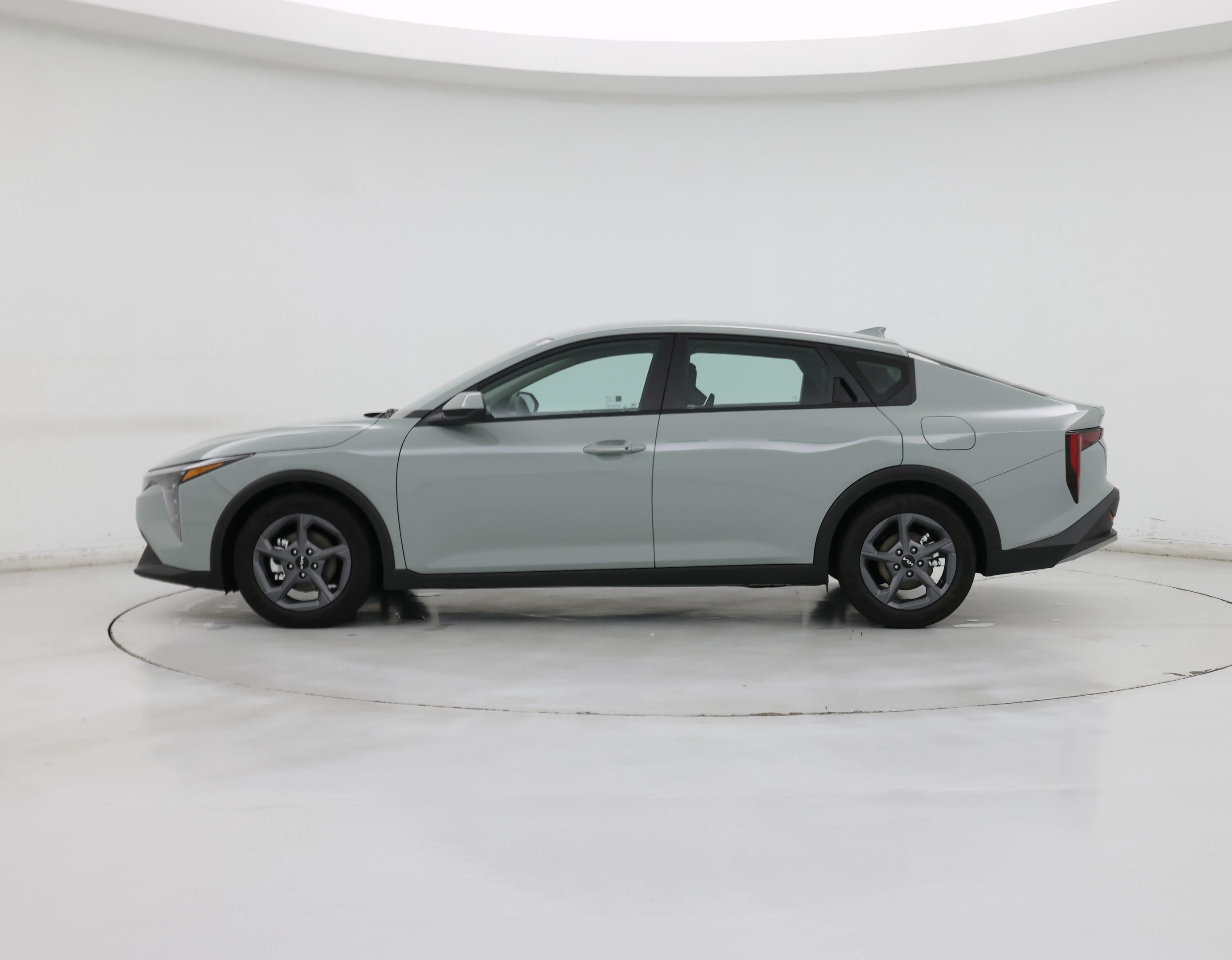 Thumbnail: 2025 Kia K4 - 3