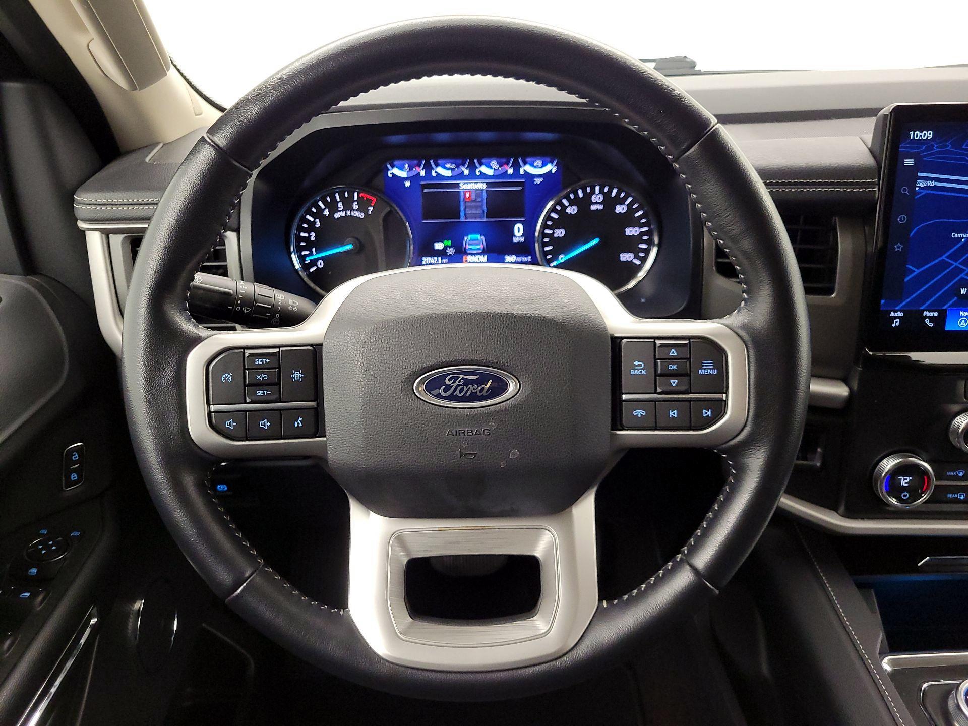 Thumbnail: 2023 Ford Expedition - 10