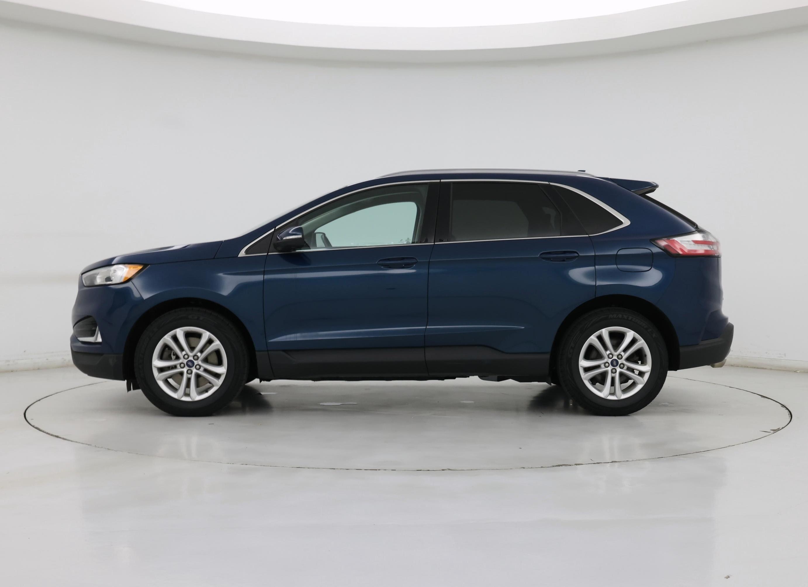 Thumbnail: 2020 Ford Edge - 3