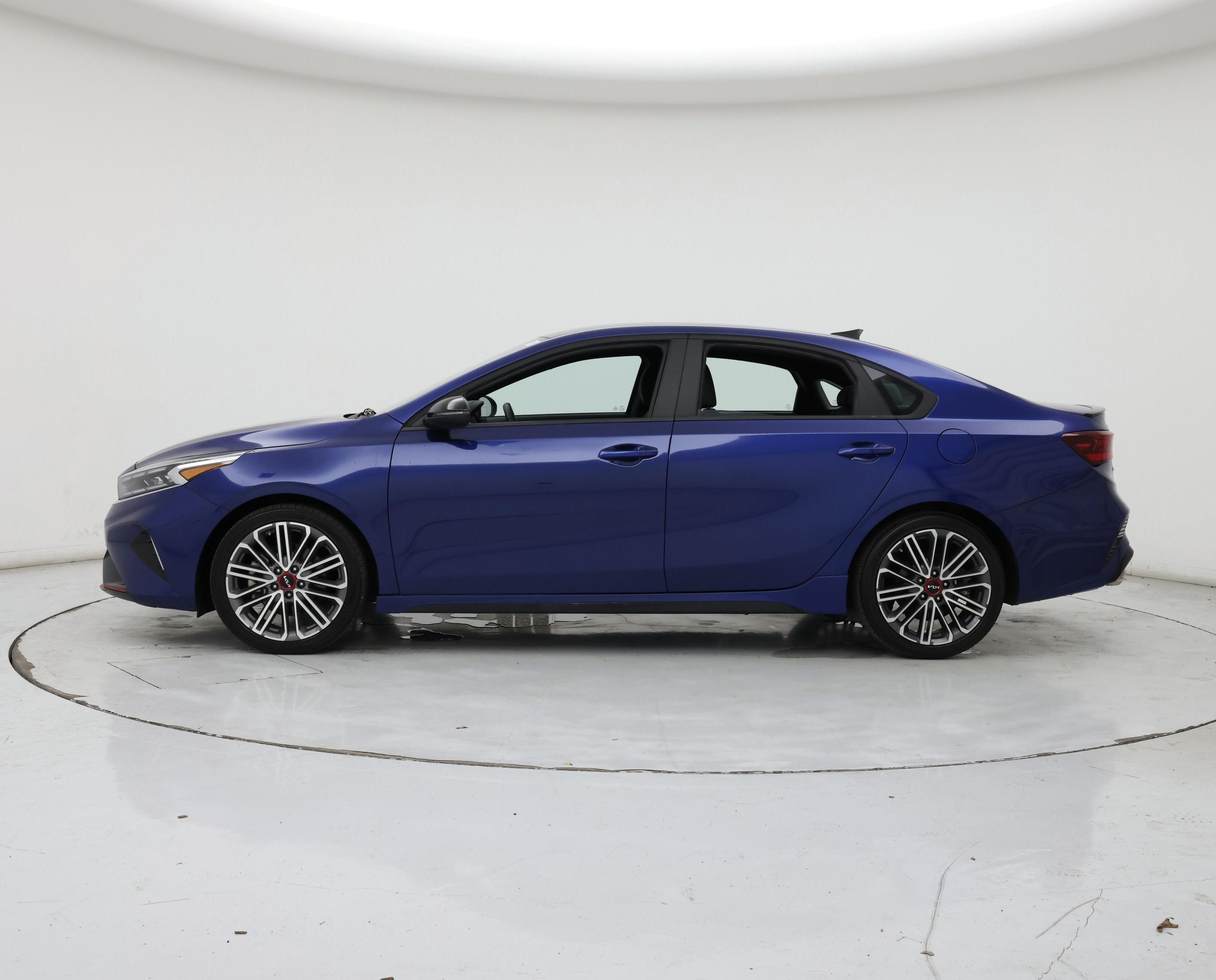 Thumbnail: 2024 Kia Forte - 3