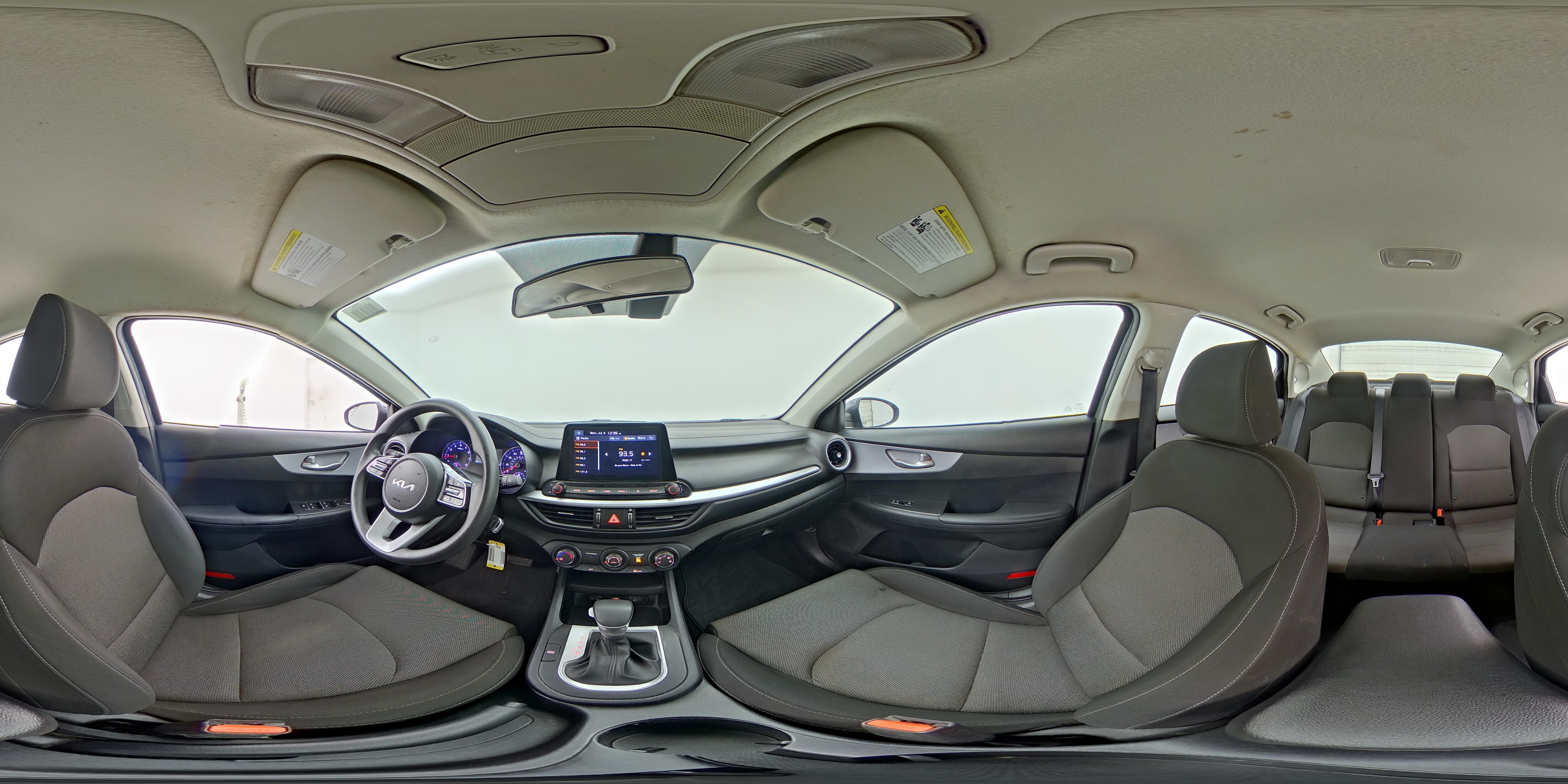 2024 Kia Forte LXS - Photo 24