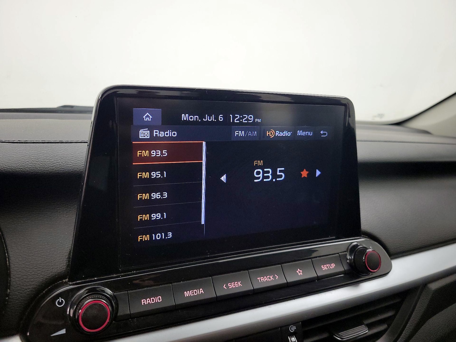 2024 Kia Forte LXS - Photo 16