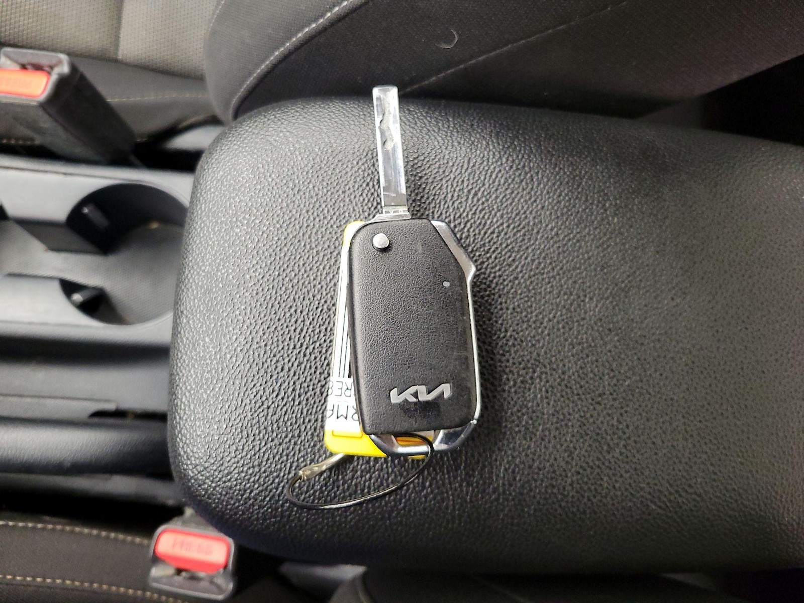 2024 Kia Forte LXS - Photo 23