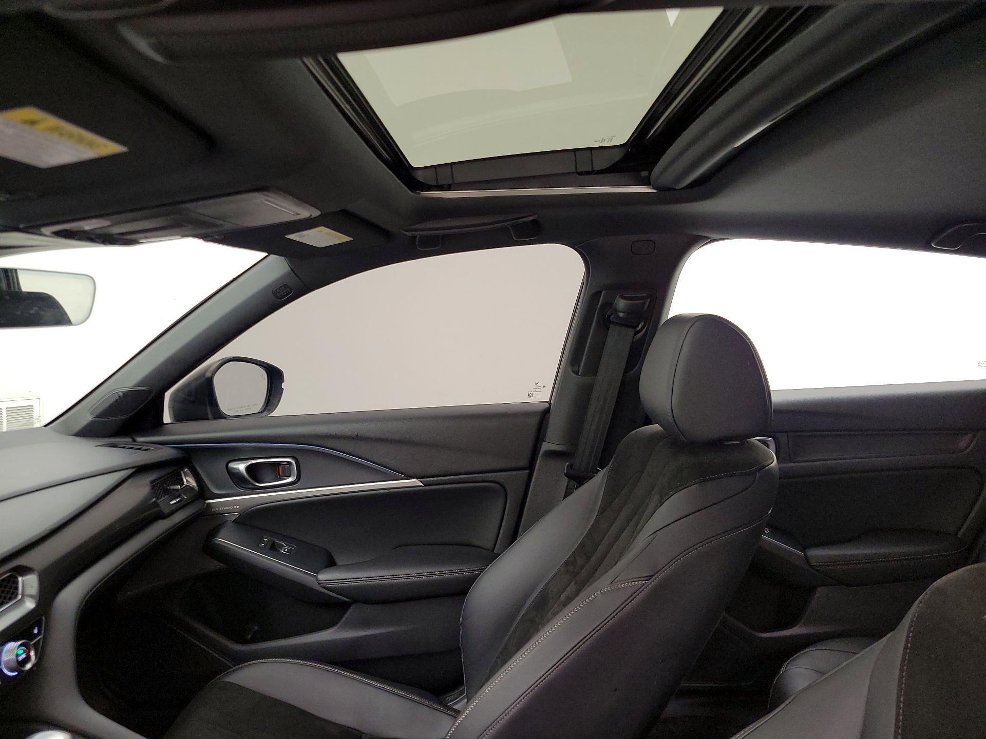 Thumbnail: 2023 Acura Integra - 19