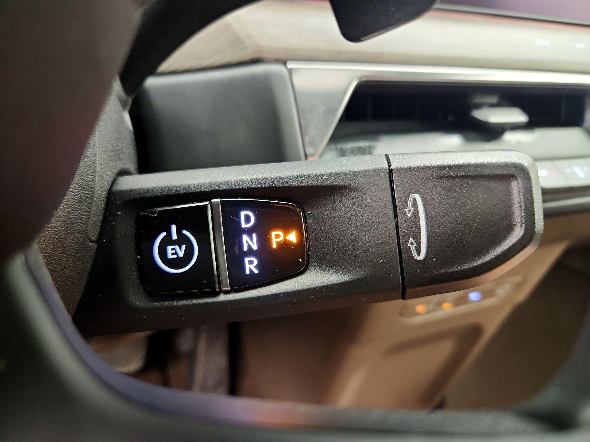 Thumbnail: 2024 Kia EV9 - 18