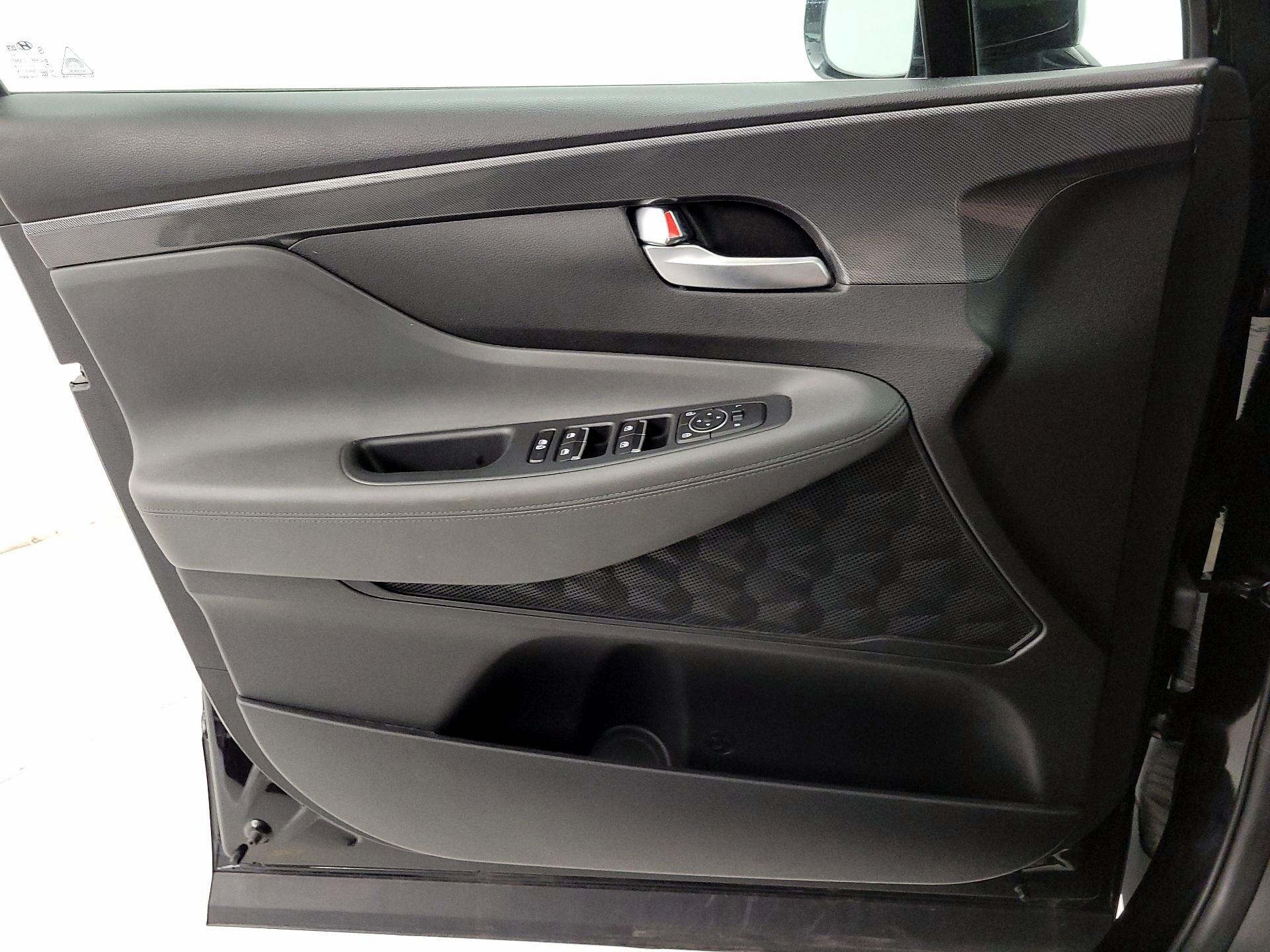 Thumbnail: 2023 Hyundai Santa Fe - 12