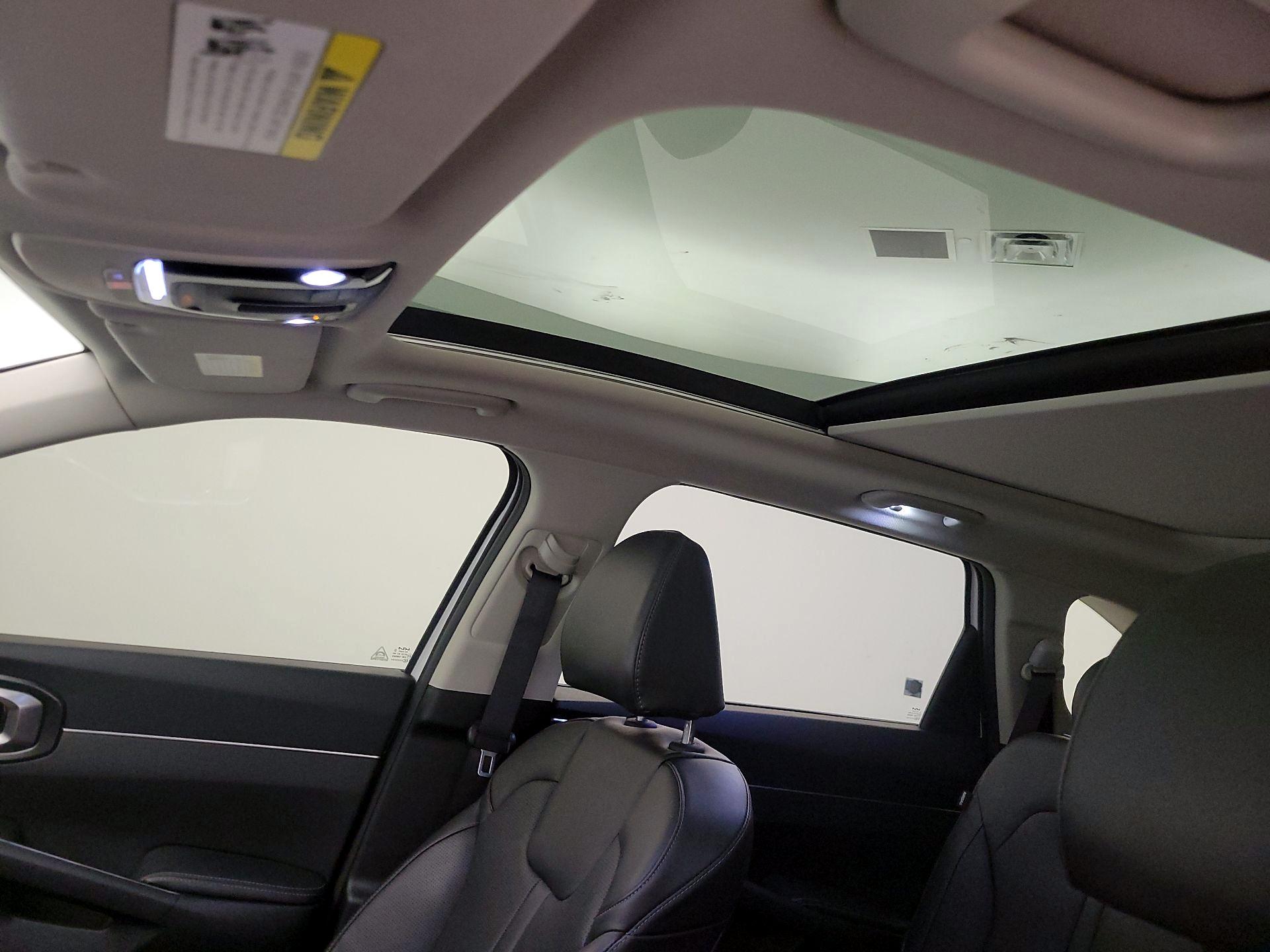 Thumbnail: 2025 Kia Sorento - 20