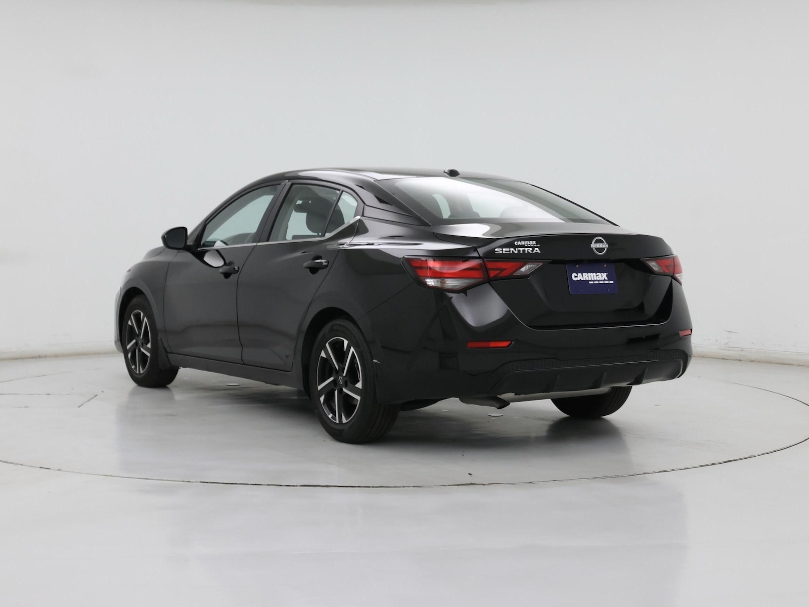 2025 Nissan Sentra SV - Photo 3