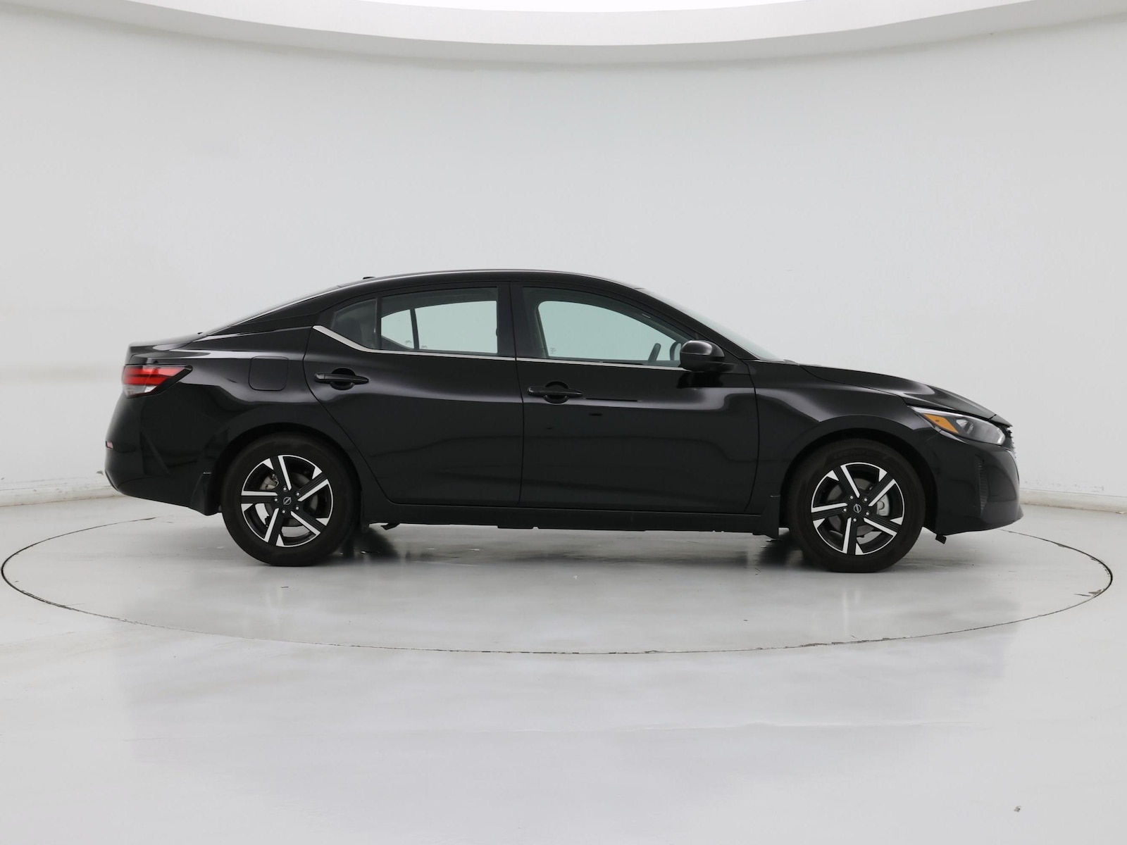 2025 Nissan Sentra SV - Photo 8