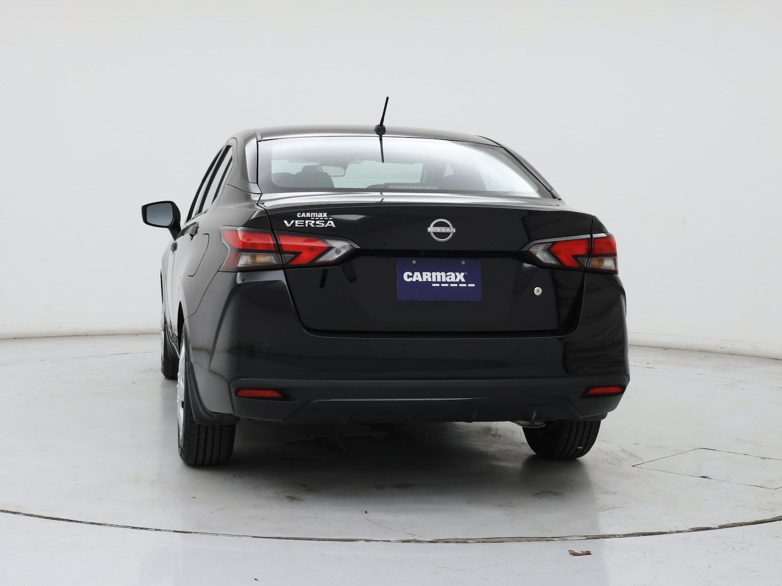 2025 Nissan Versa Sedan S - Photo 7