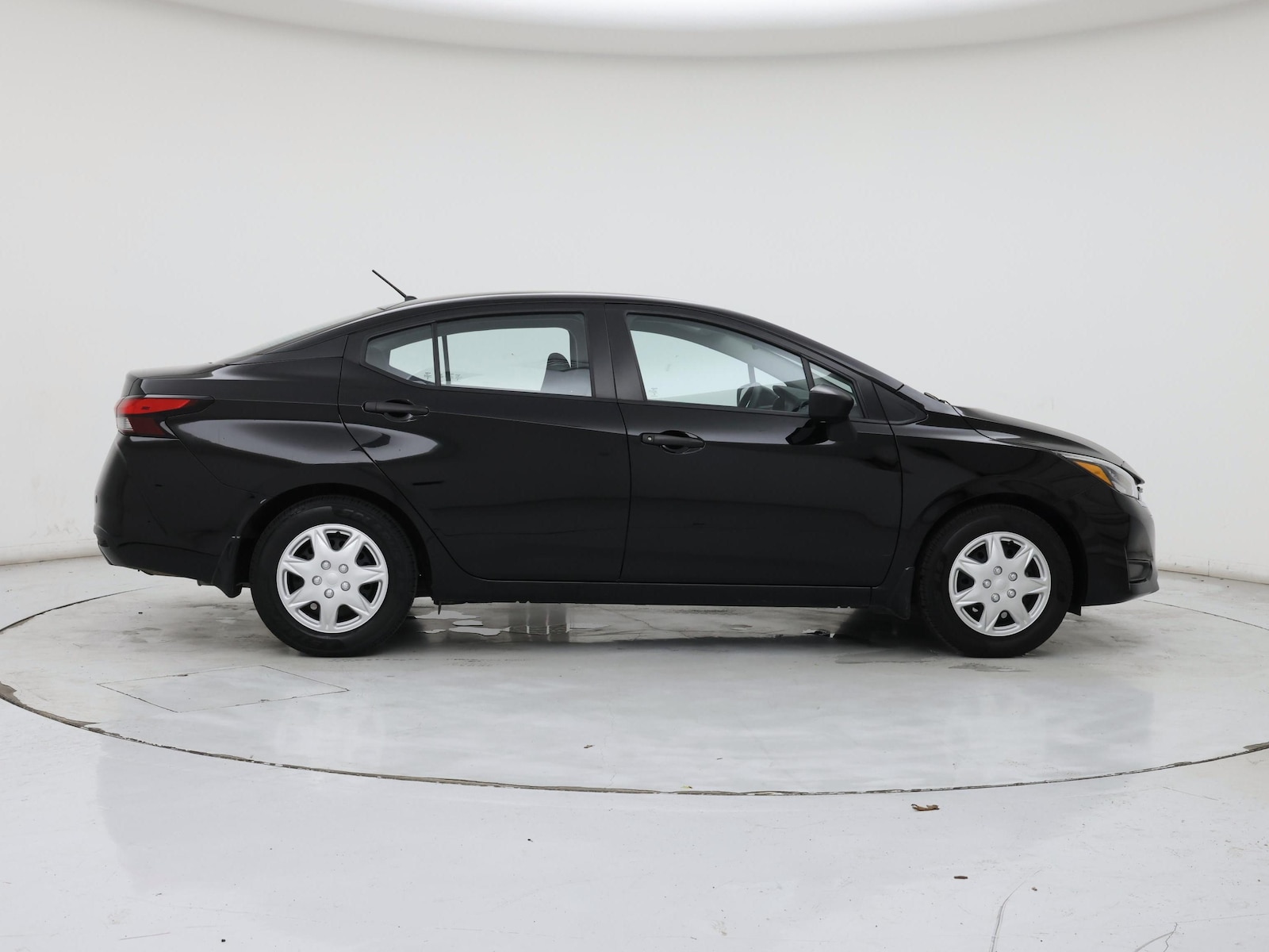 2025 Nissan Versa Sedan S - Photo 8