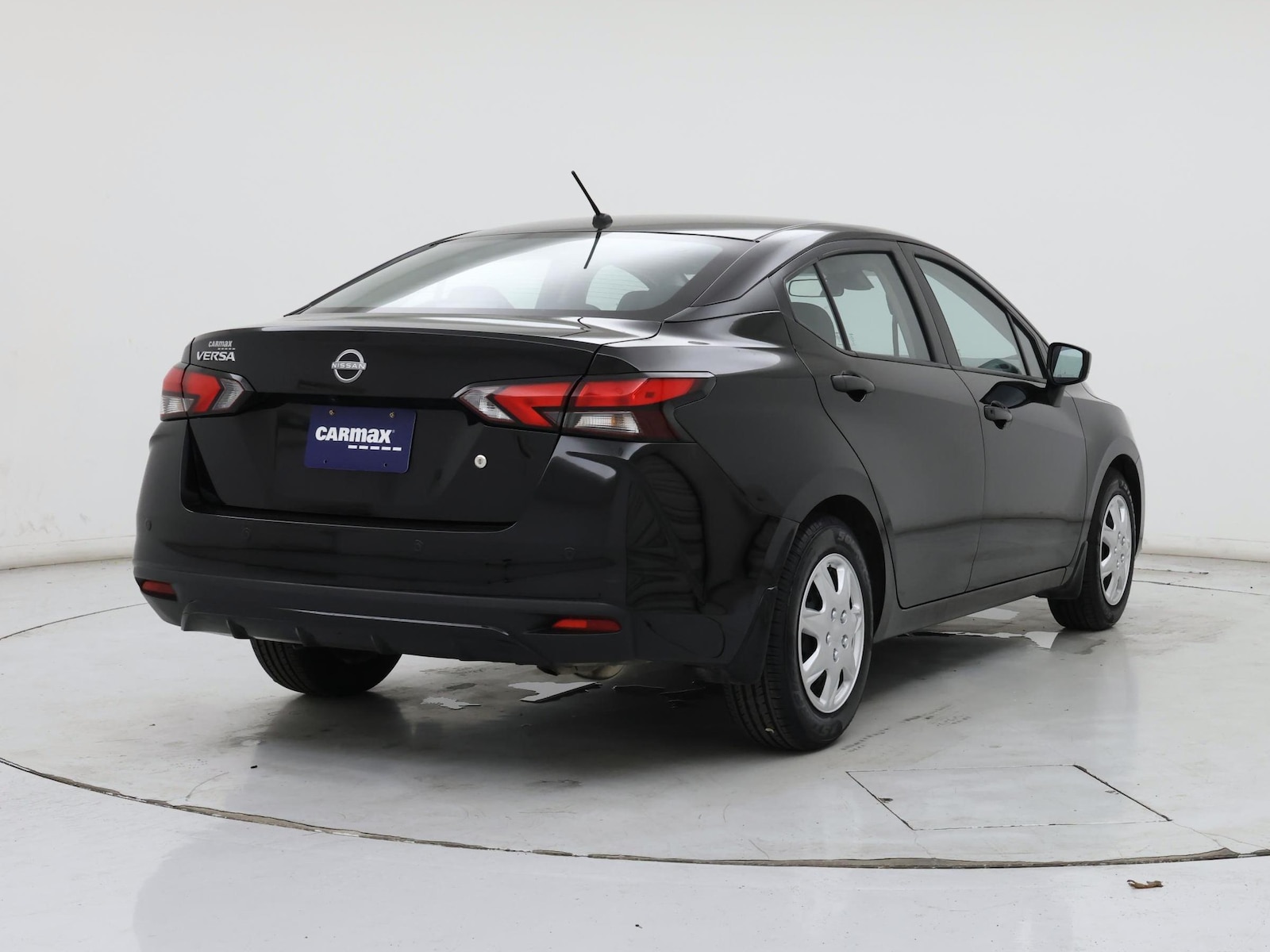 2025 Nissan Versa Sedan S - Photo 9