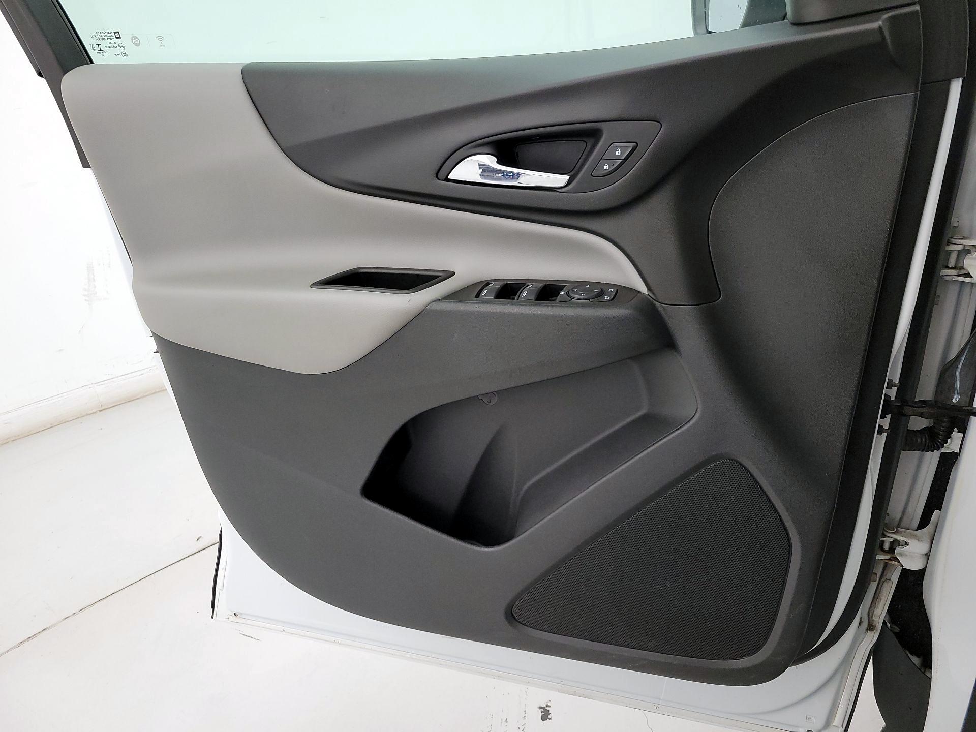 Thumbnail: 2021 Chevrolet Equinox - 12