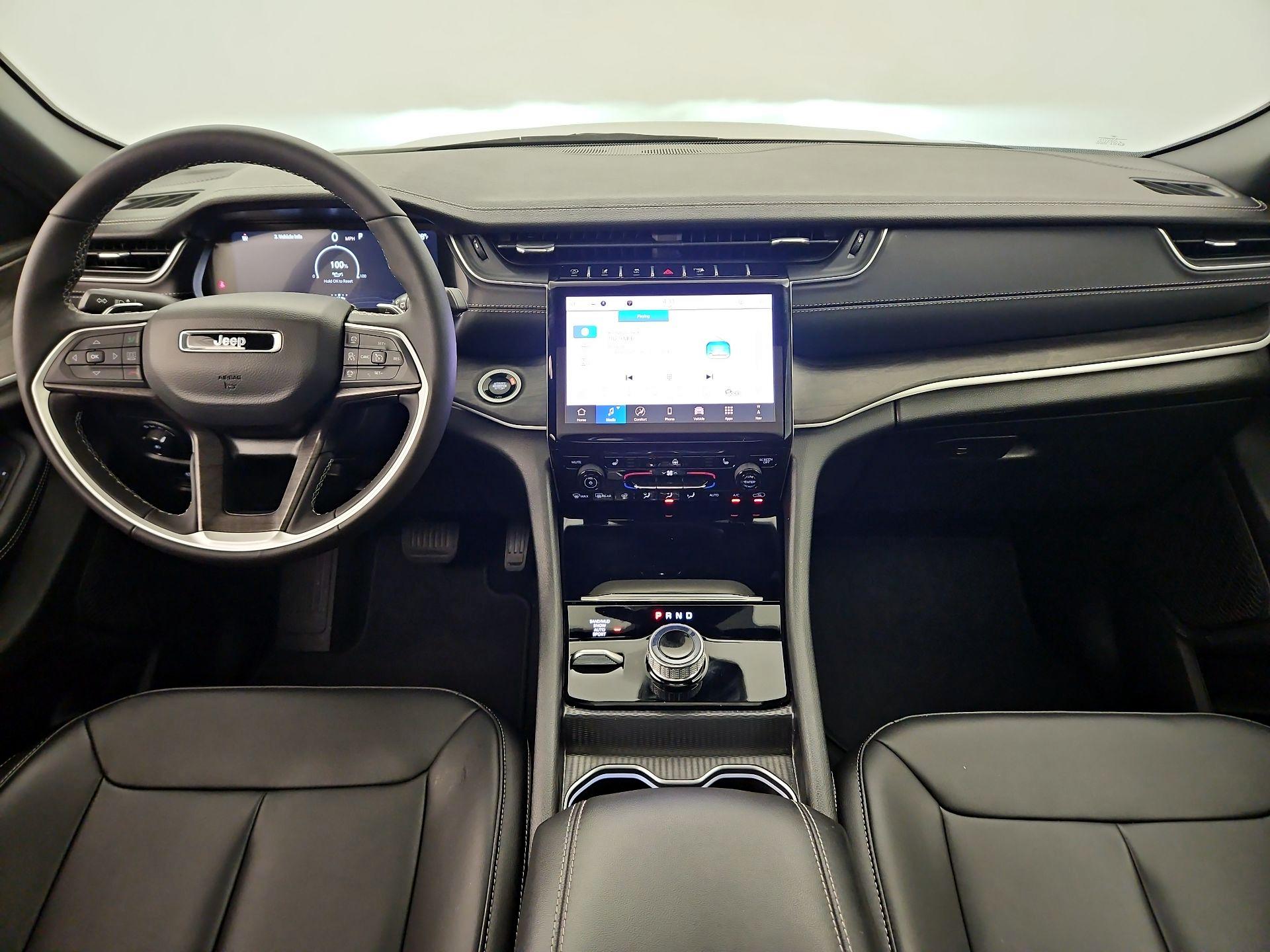 Thumbnail: 2025 Jeep Grand Cherokee - 9