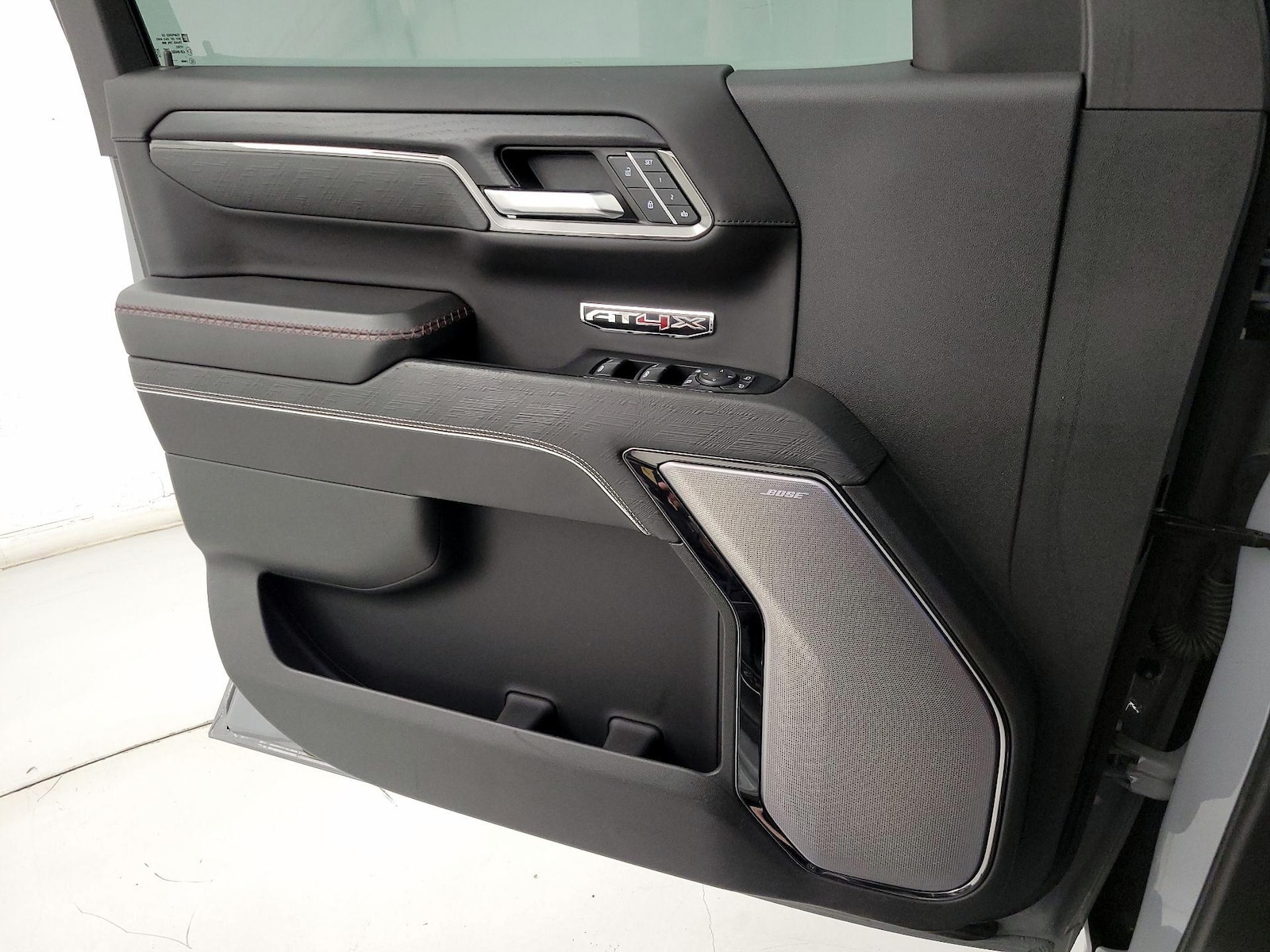 2024 GMC Sierra 1500 AT4X - Photo 13