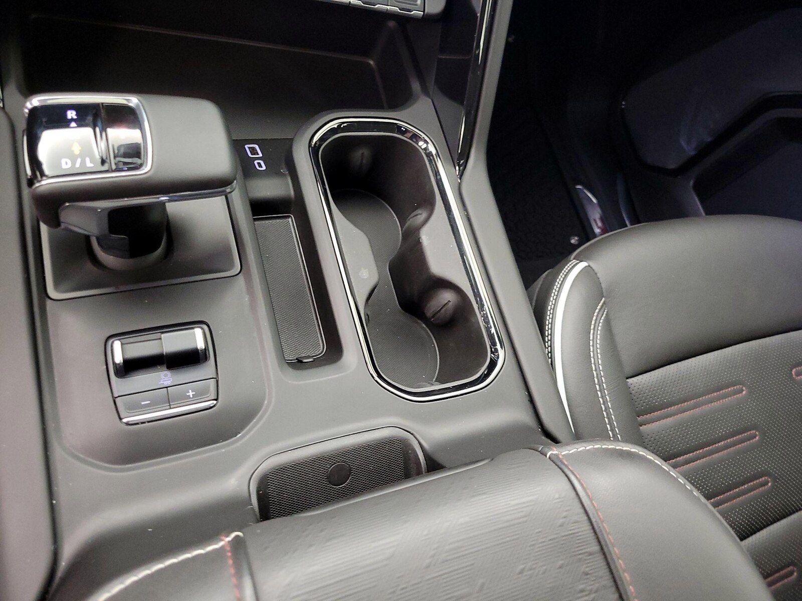 2024 GMC Sierra 1500 AT4X - Photo 18