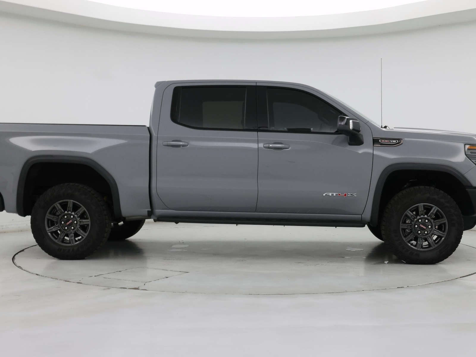2024 GMC Sierra 1500 AT4X - Photo 8