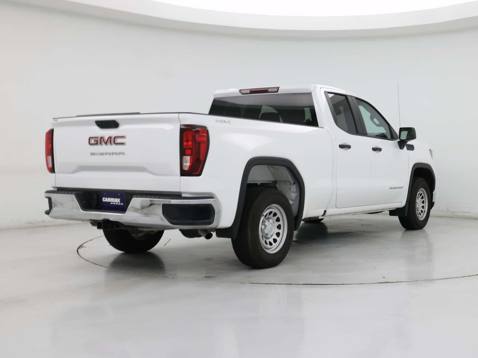 2025 GMC Sierra 1500 Pro - Photo 9