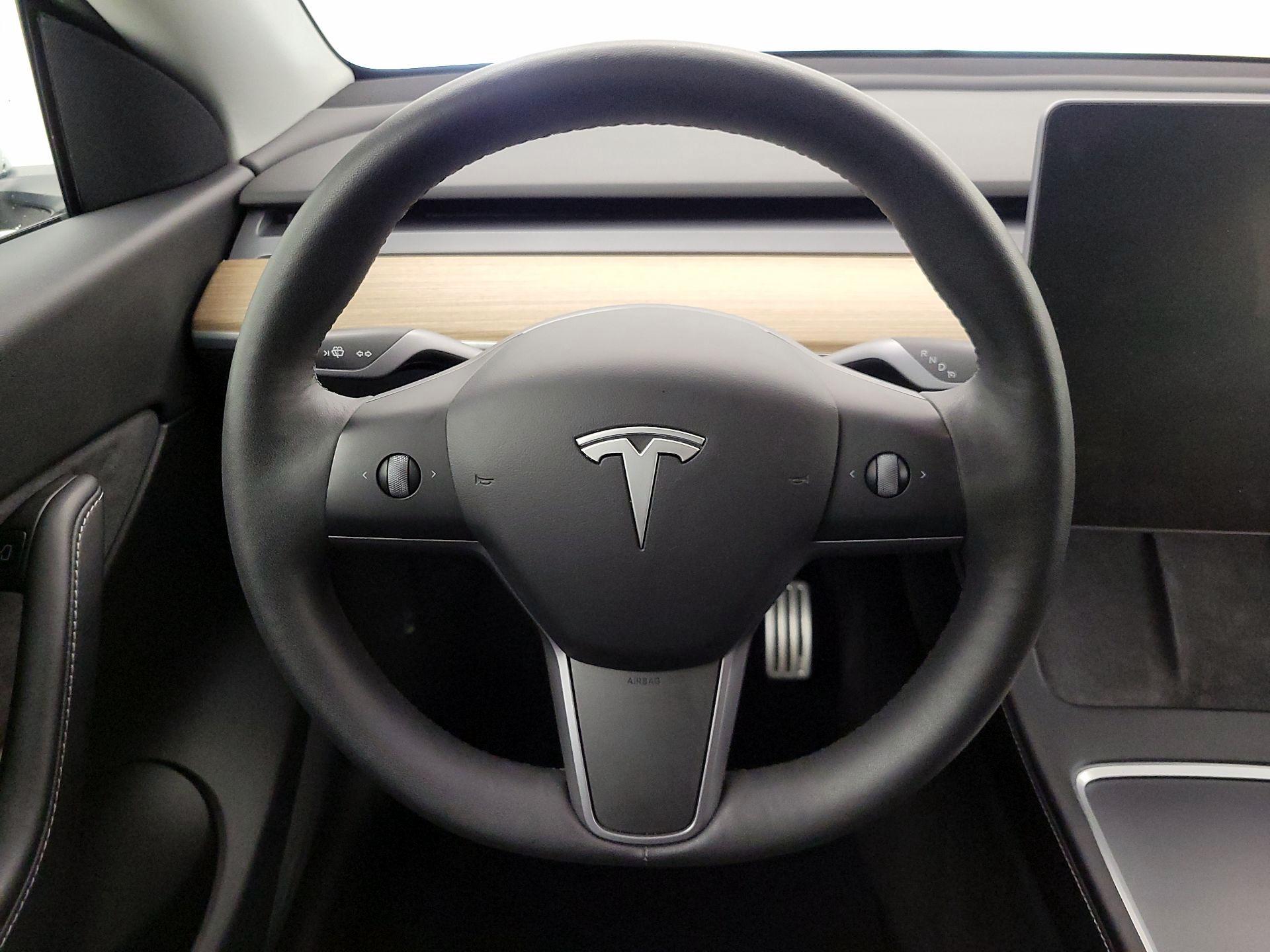 Thumbnail: 2022 Tesla Model Y - 10
