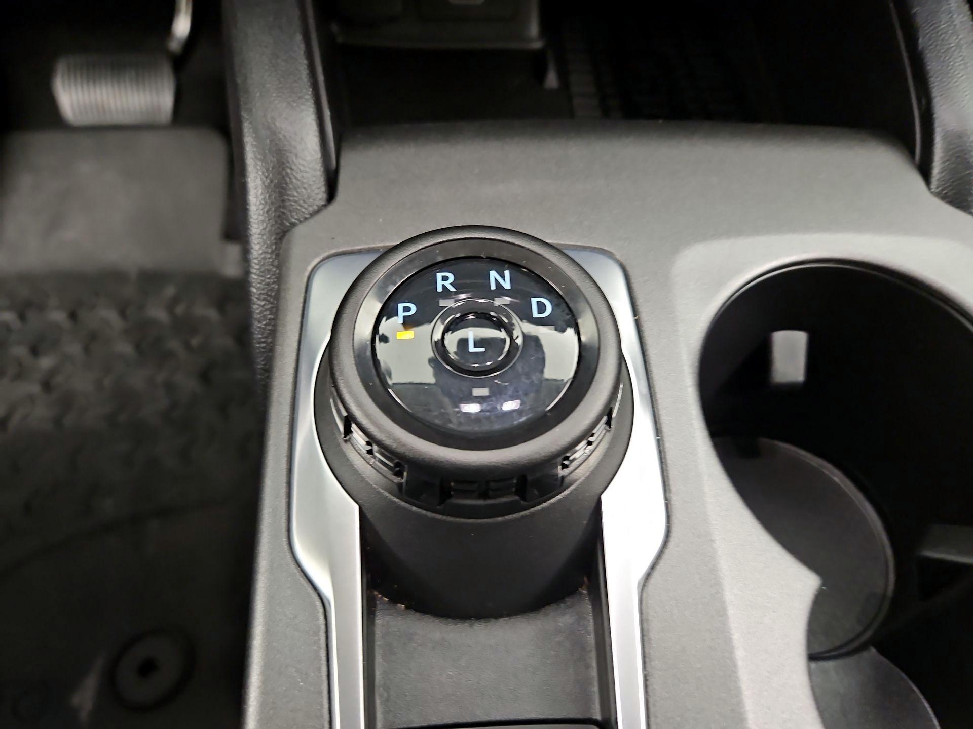 Thumbnail: 2025 Ford Bronco Sport - 17