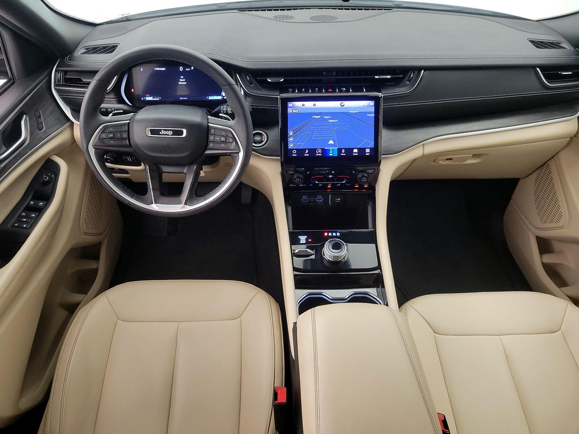 Thumbnail: 2023 Jeep Grand Cherokee - 9