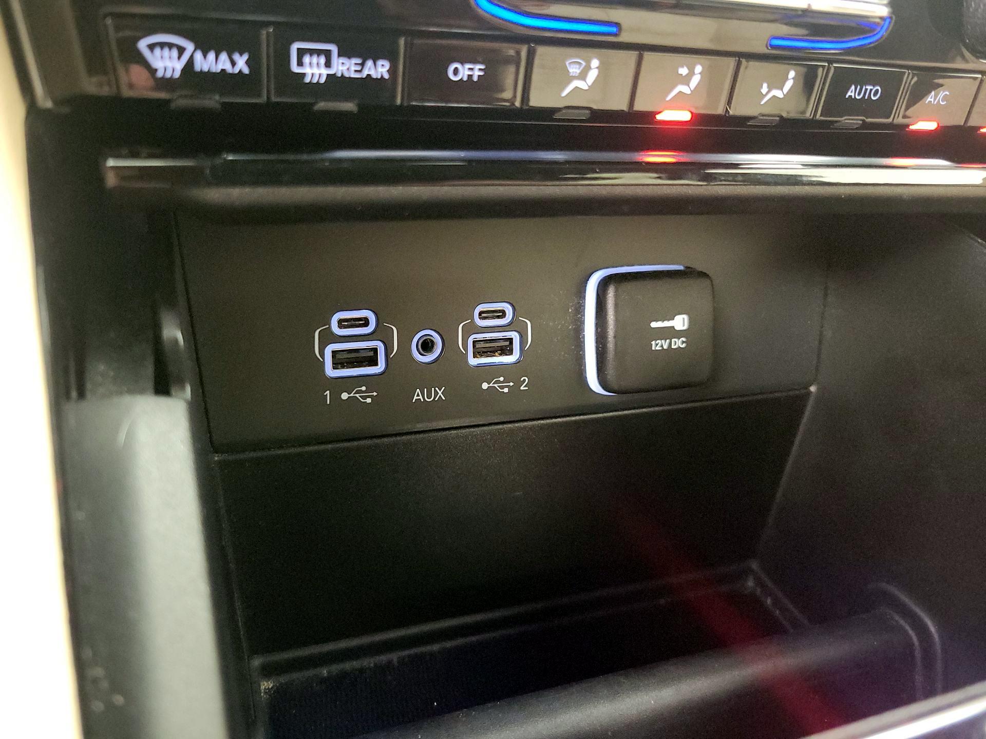 Thumbnail: 2023 Jeep Grand Cherokee - 19