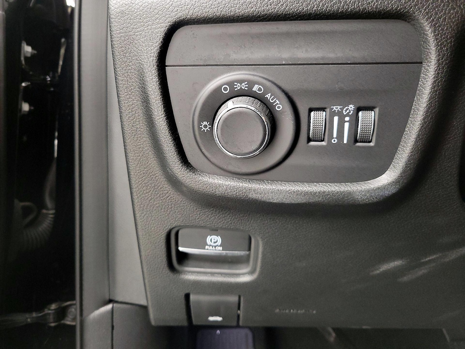 2023 Jeep Grand Cherokee L Laredo - Photo 14