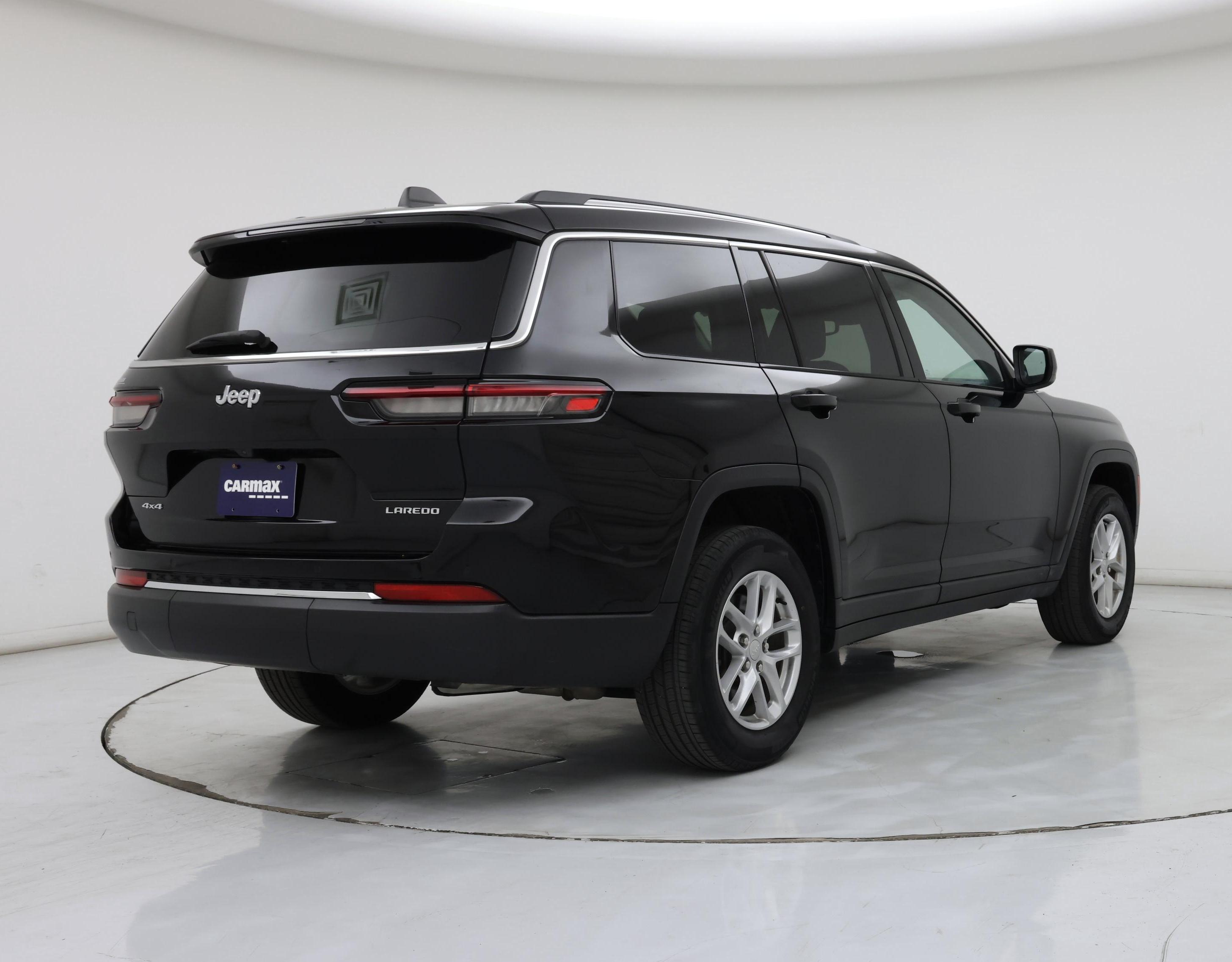 Thumbnail: 2023 Jeep Grand Cherokee L - 8