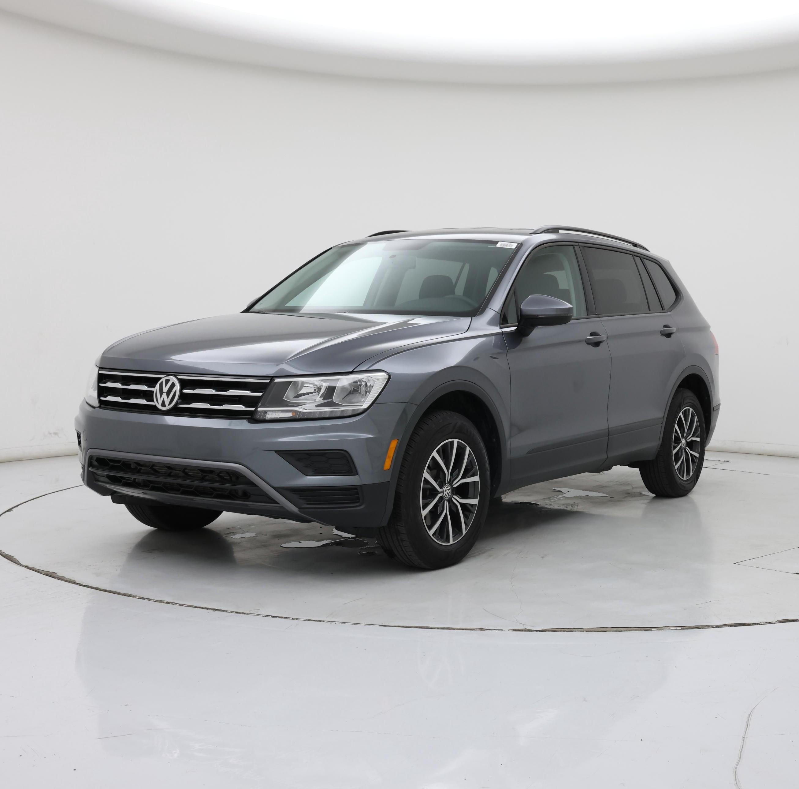 Thumbnail: 2021 Volkswagen Tiguan - 4