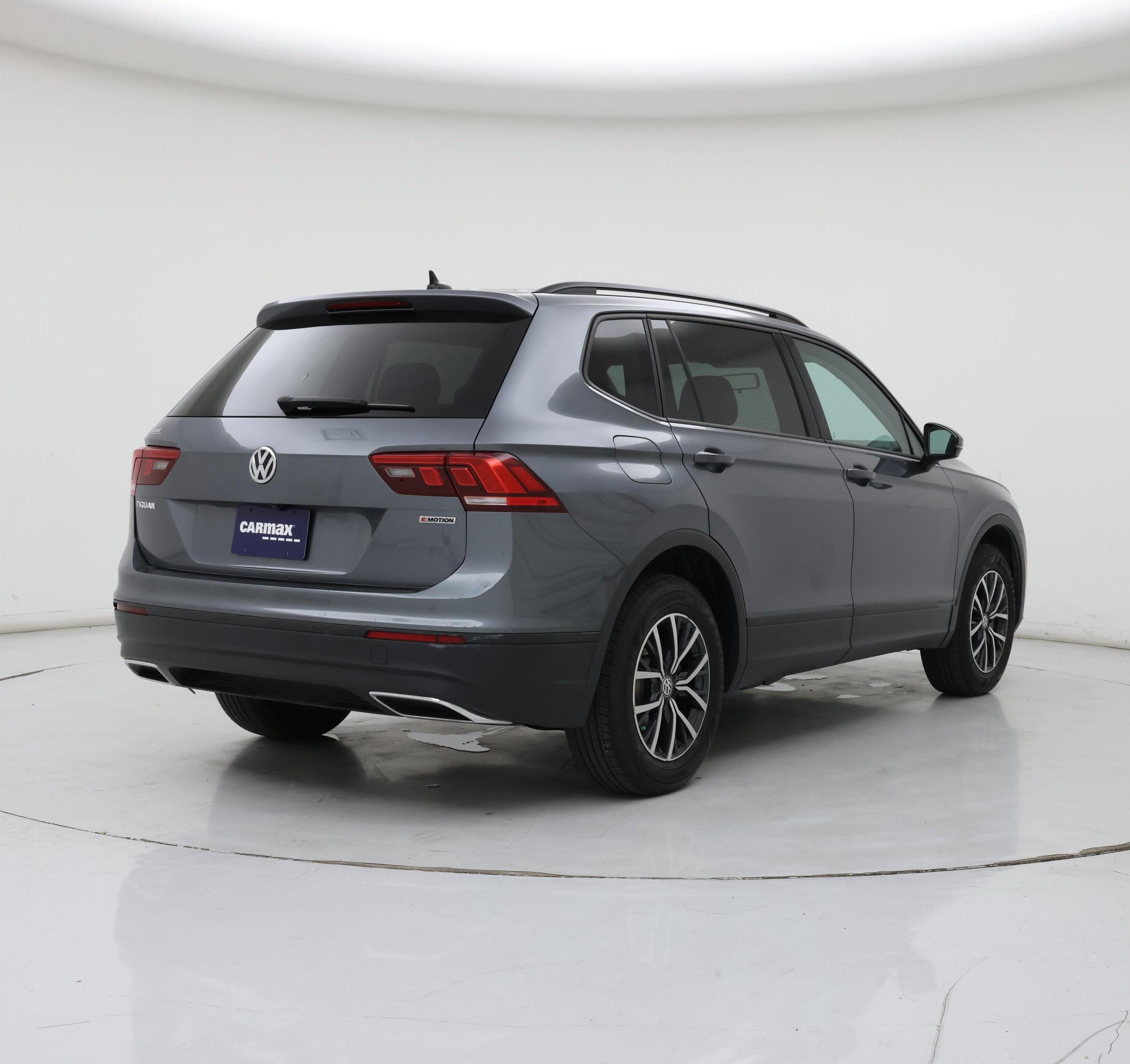 Thumbnail: 2021 Volkswagen Tiguan - 8