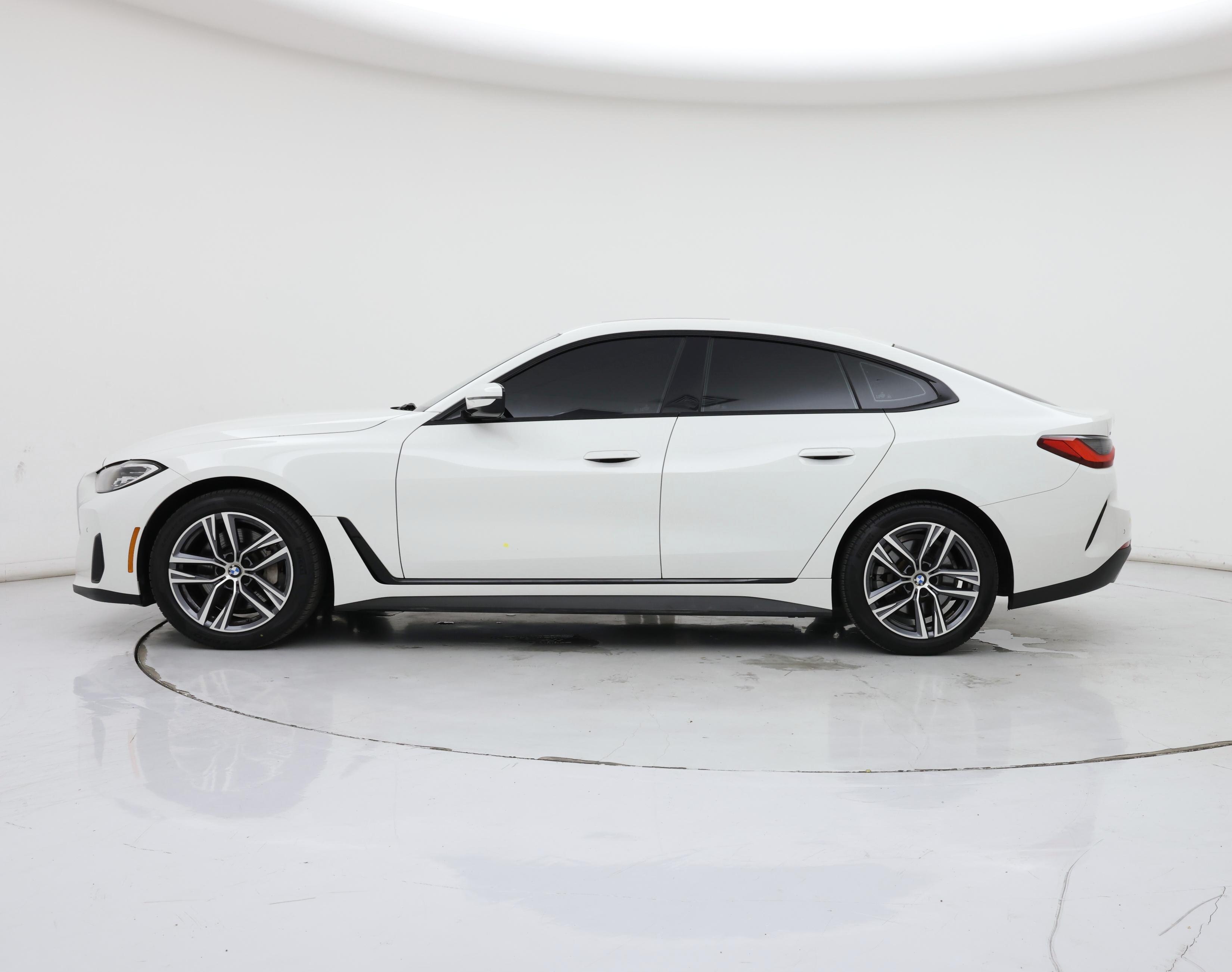 Thumbnail: 2022 BMW 4 Series - 3