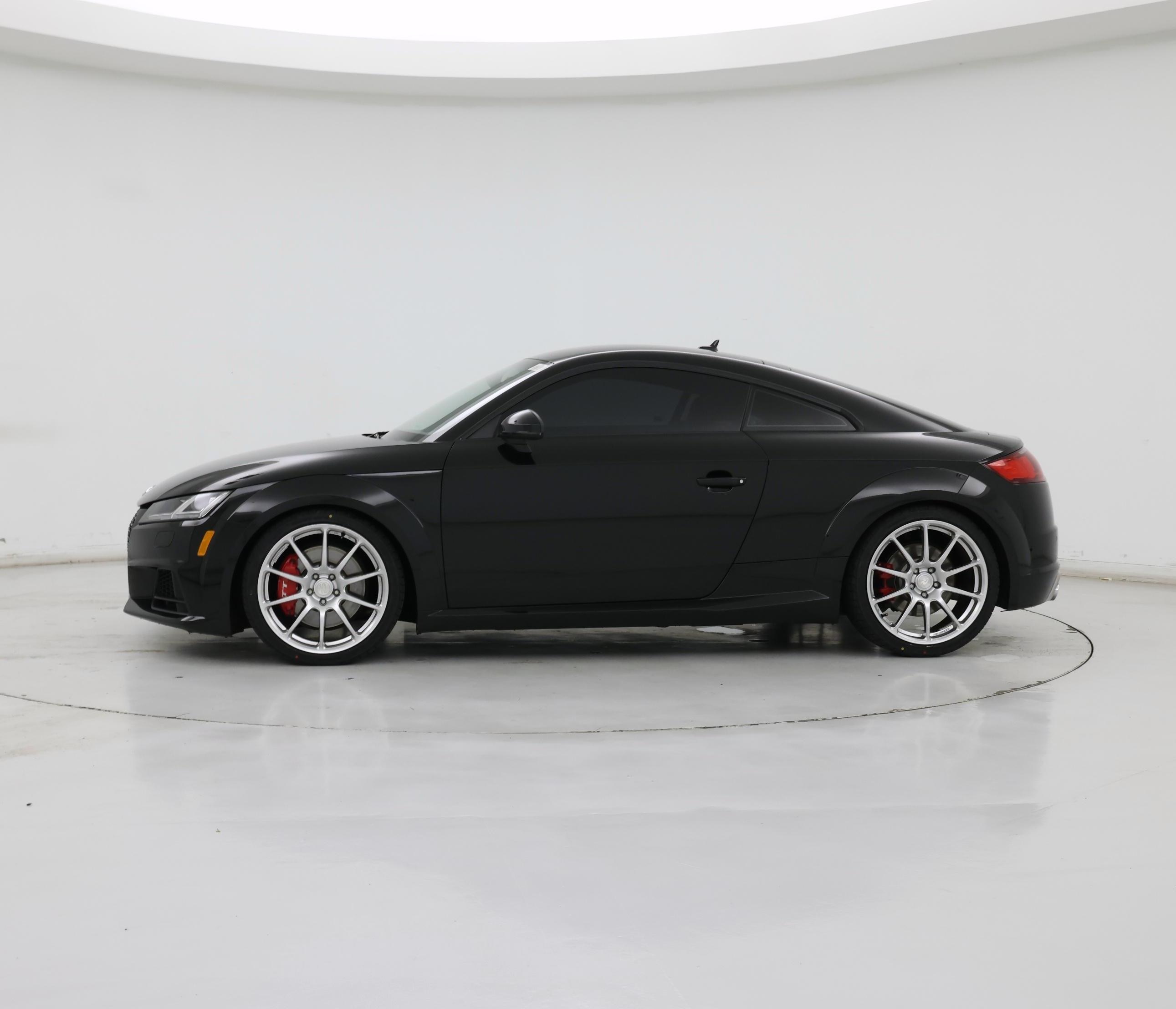 Thumbnail: 2017 Audi TTS - 3
