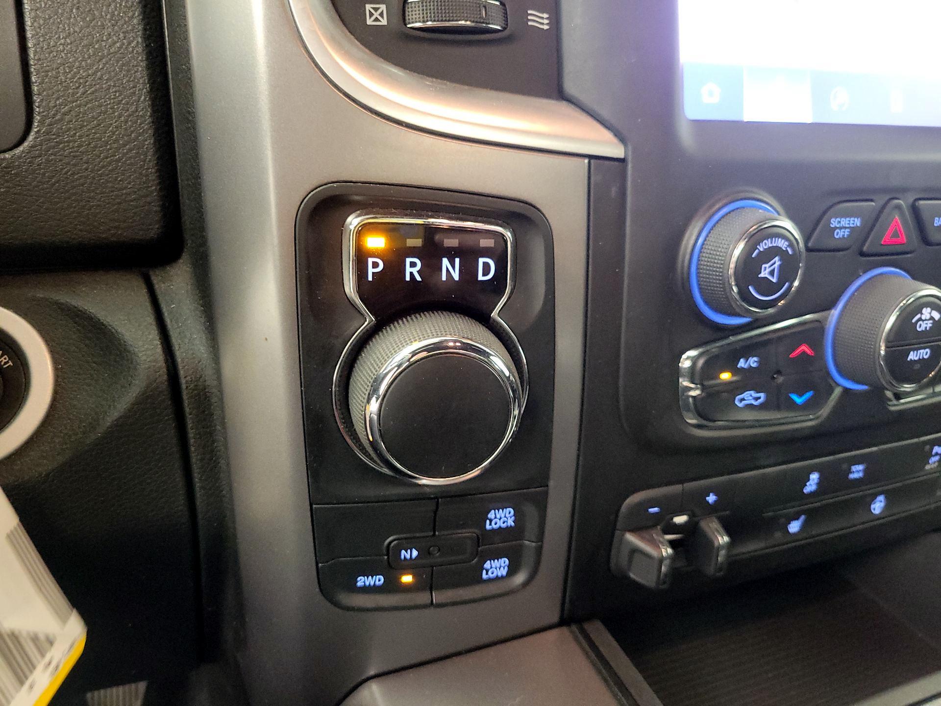 Thumbnail: 2022 RAM 1500 Classic - 17