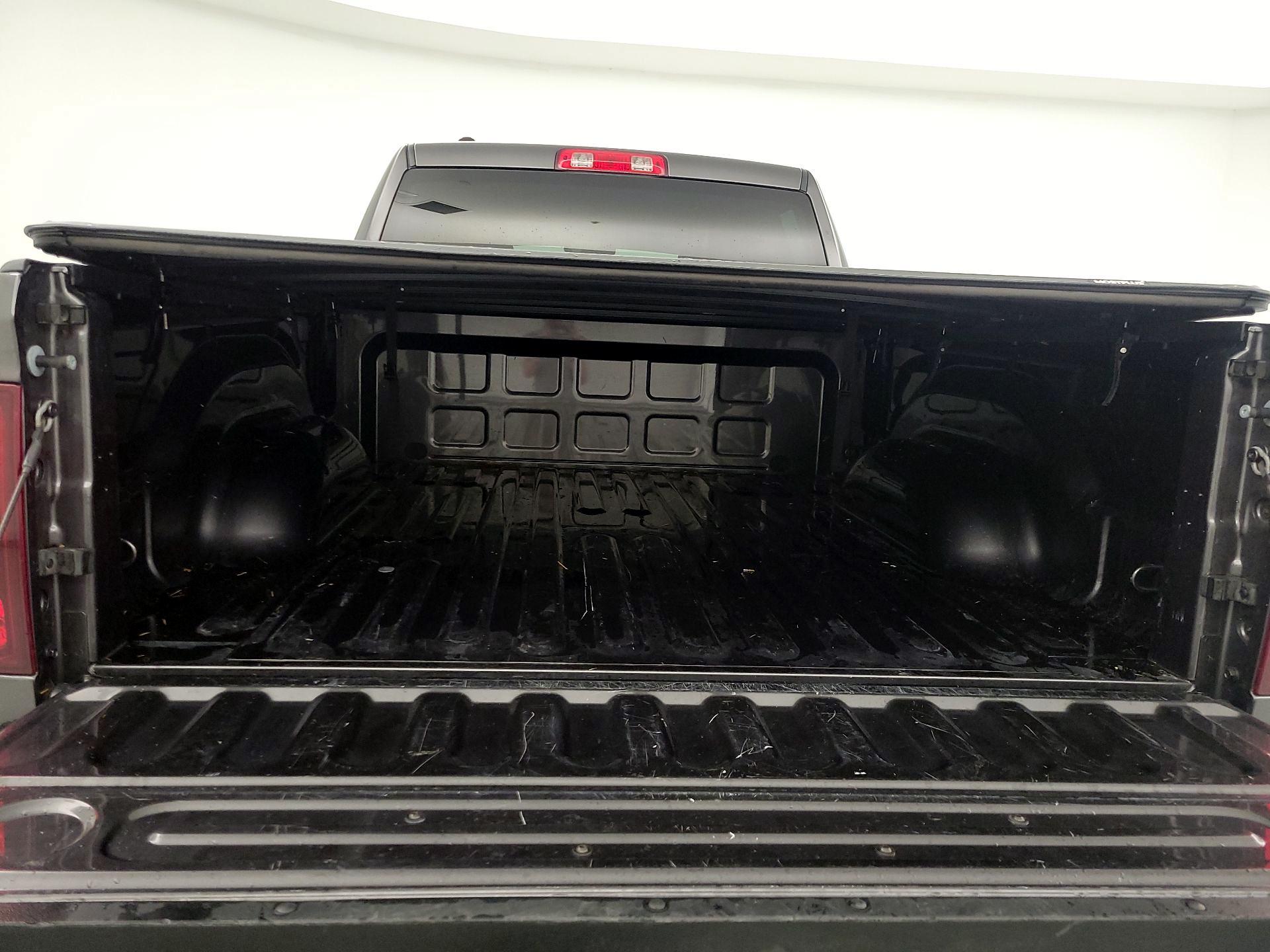 Thumbnail: 2022 RAM 1500 Classic - 20