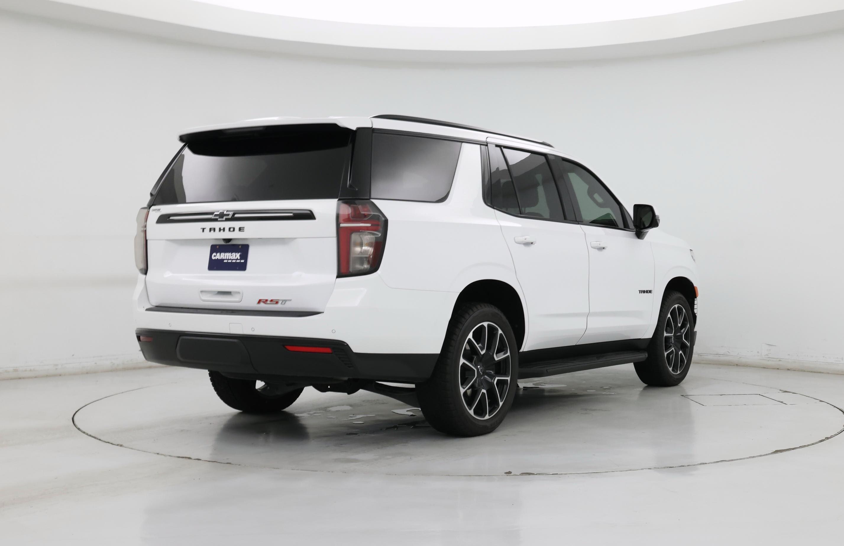Thumbnail: 2024 Chevrolet Tahoe - 8