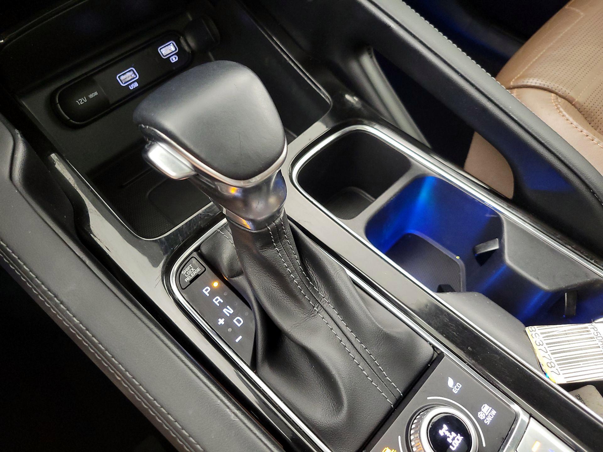 Thumbnail: 2020 Kia Telluride - 18
