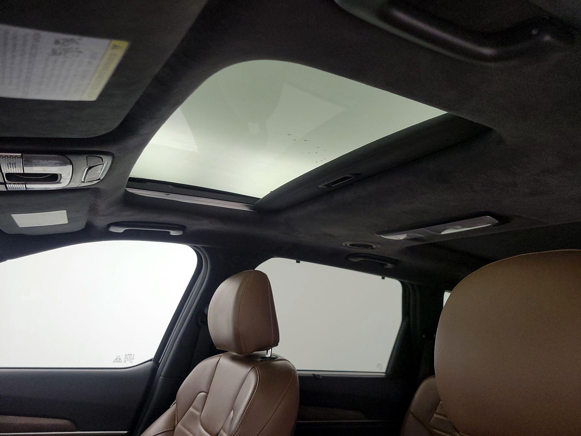 Thumbnail: 2020 Kia Telluride - 20