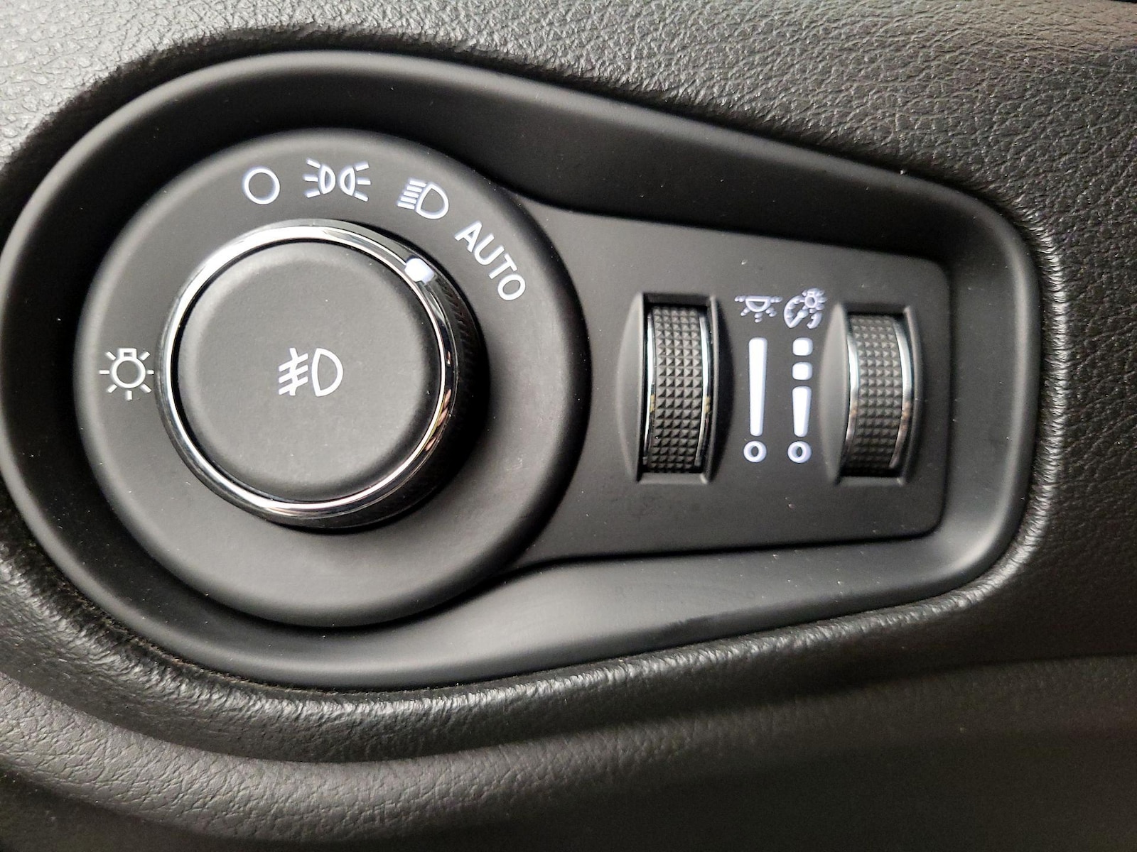 2018 Jeep Renegade Altitude Package - Photo 14