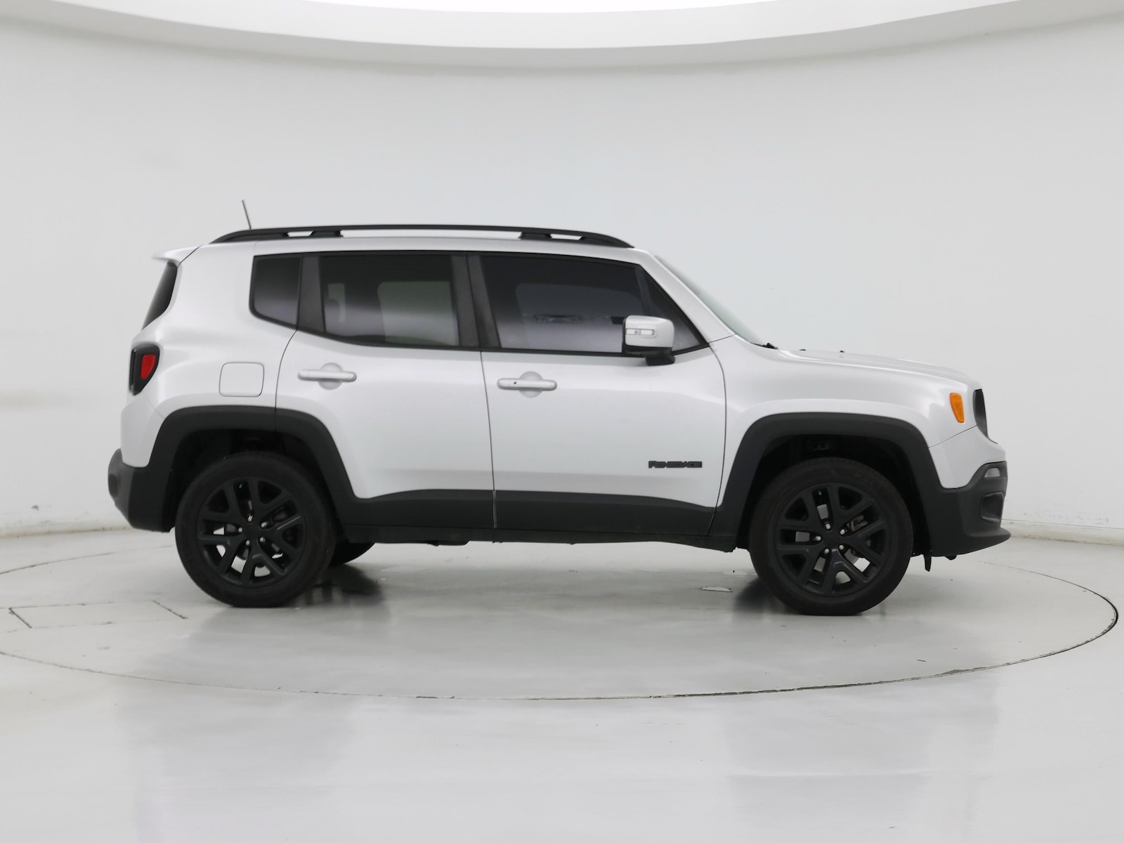 2018 Jeep Renegade Altitude Package - Photo 8