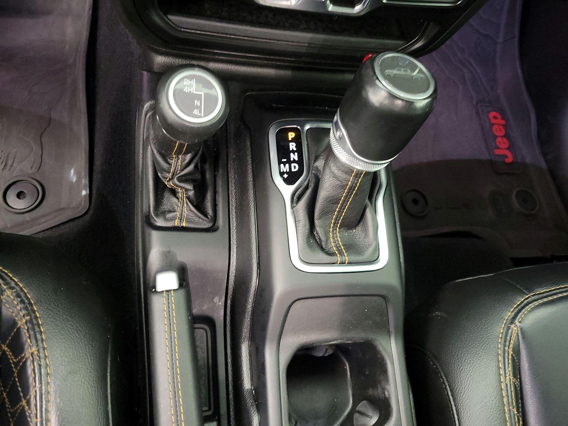 Thumbnail: 2021 Jeep Gladiator - 18