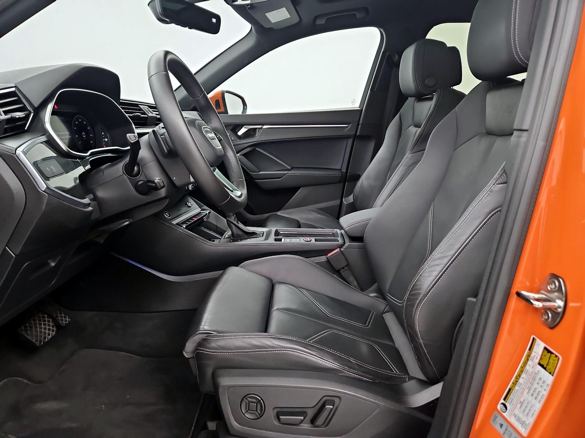 Thumbnail: 2024 Audi Q3 - 11
