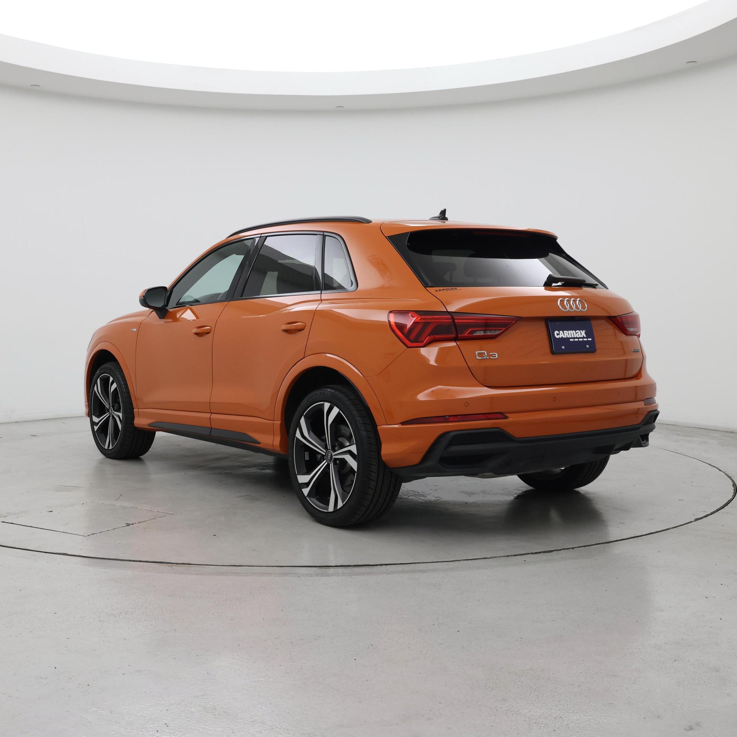 Thumbnail: 2024 Audi Q3 - 2